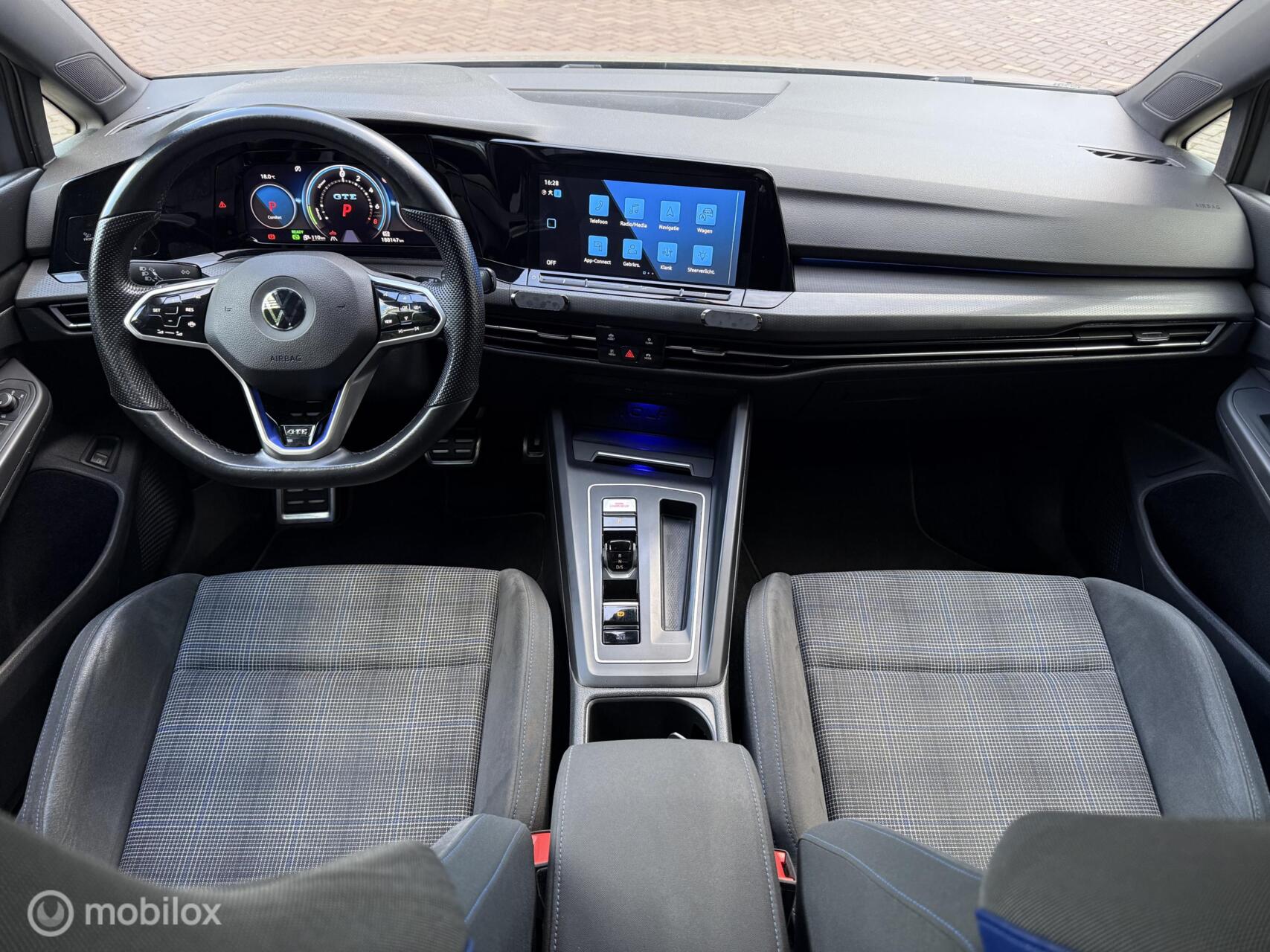 Foto van Volkswagen Golf GTE