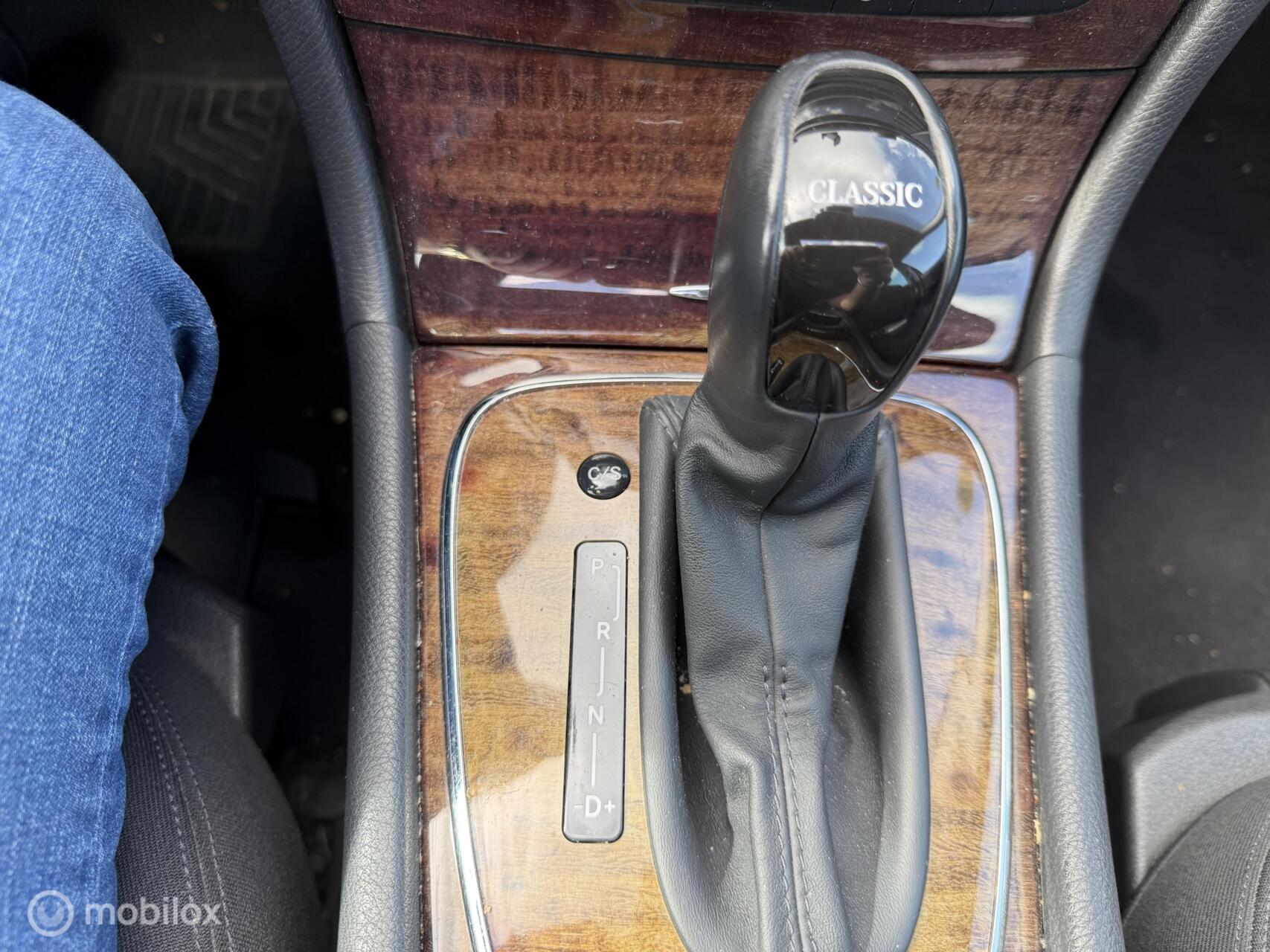 Foto van Mercedes-Benz E 200 Kompressor