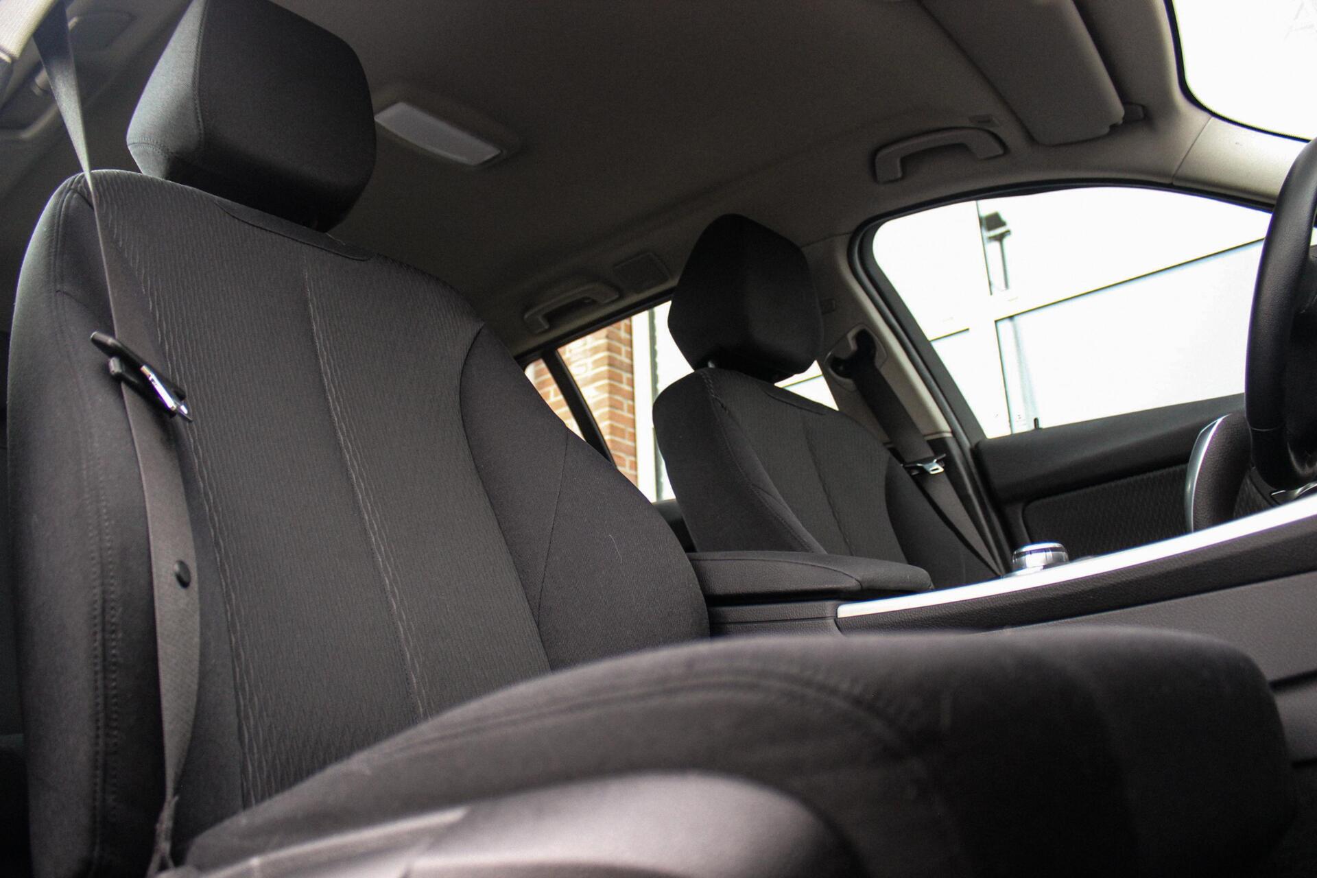 Foto van BMW 320i