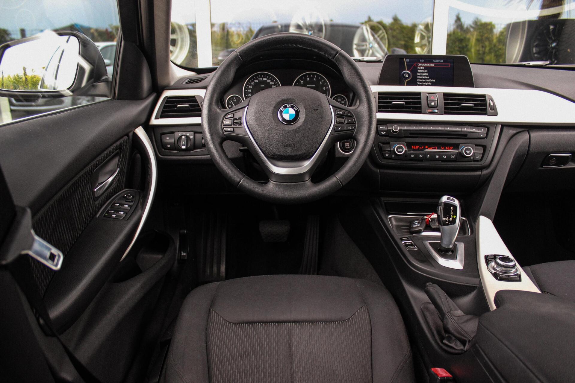 Foto van BMW 320i