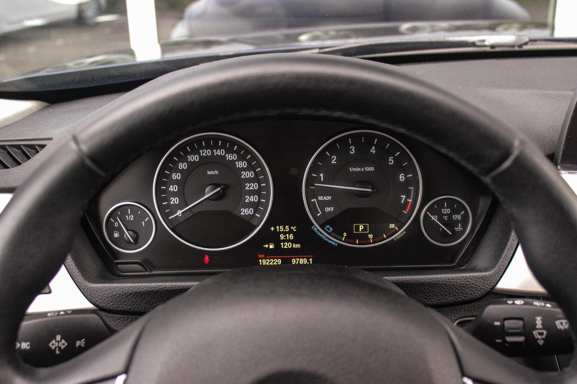 Foto van BMW 320i