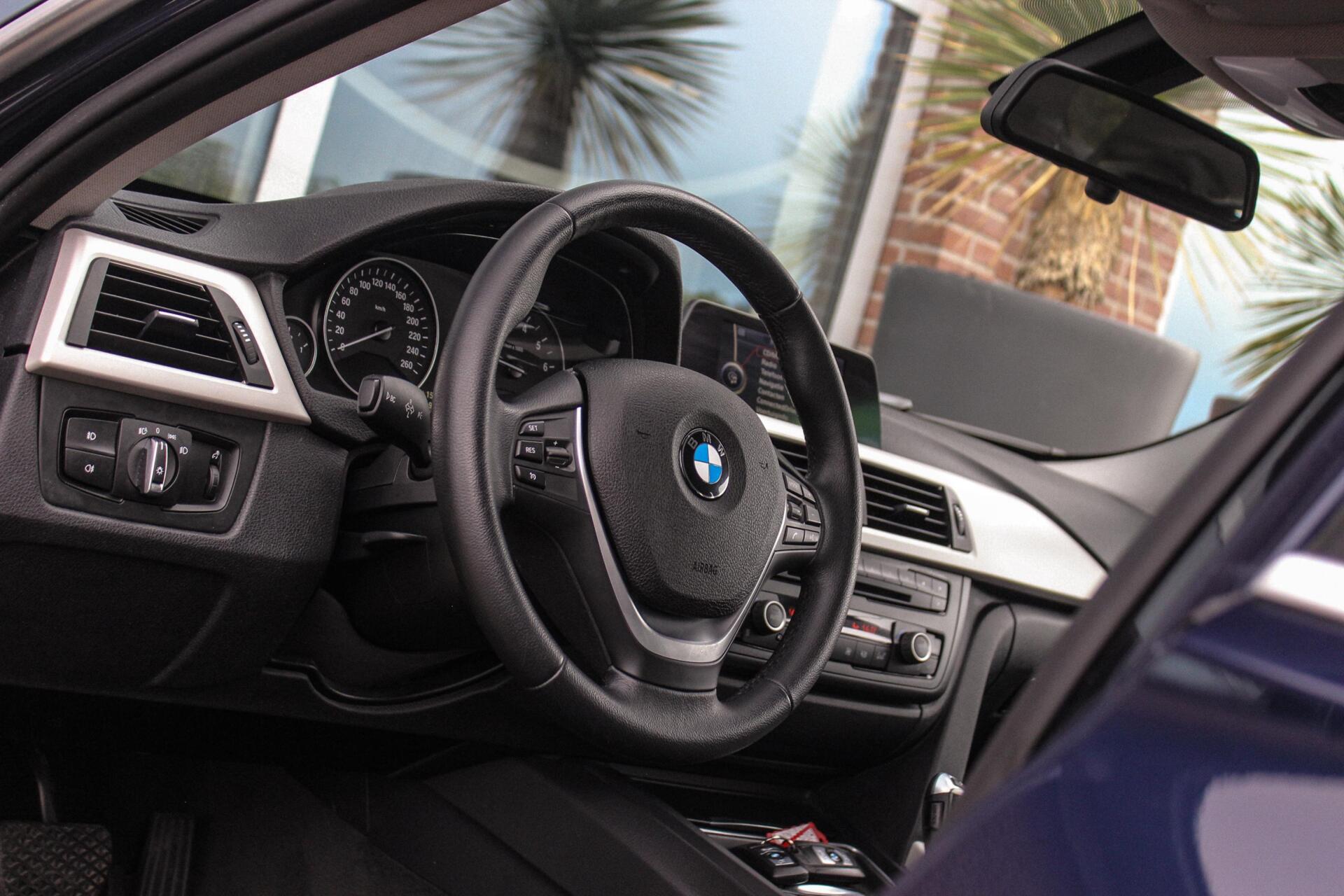 Foto van BMW 320i
