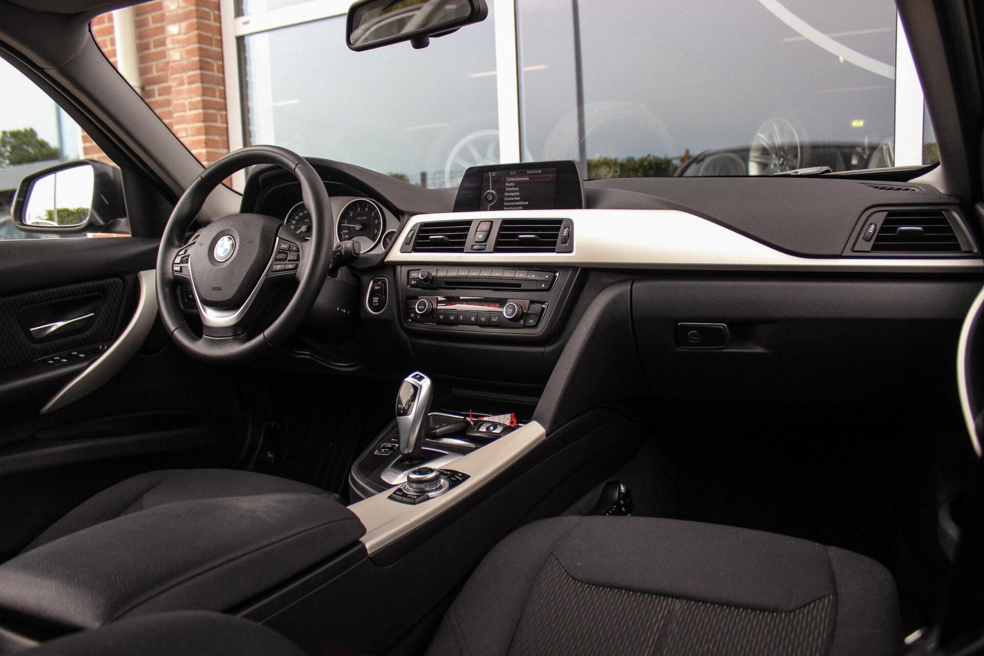 Foto van BMW 320i