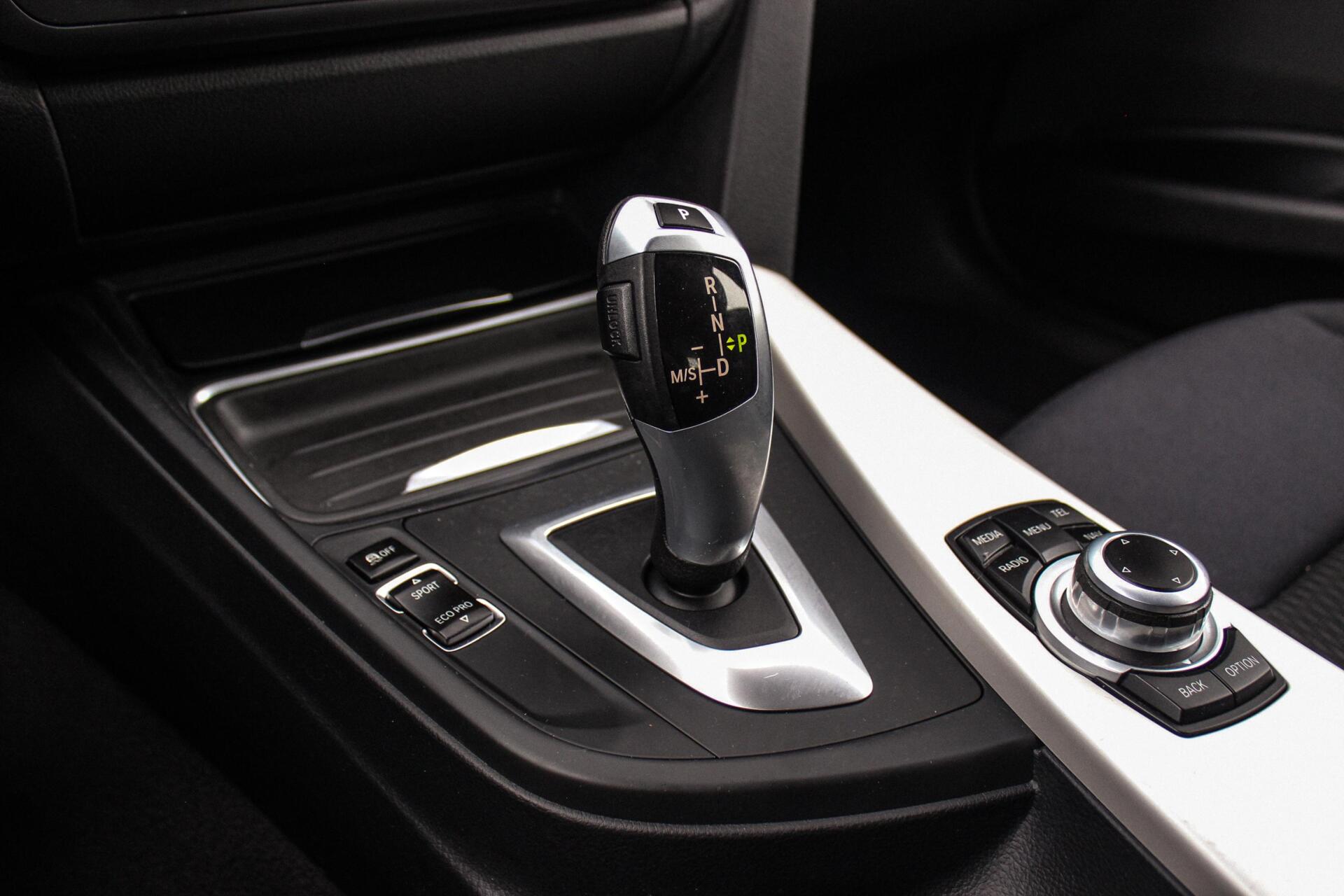 Foto van BMW 320i