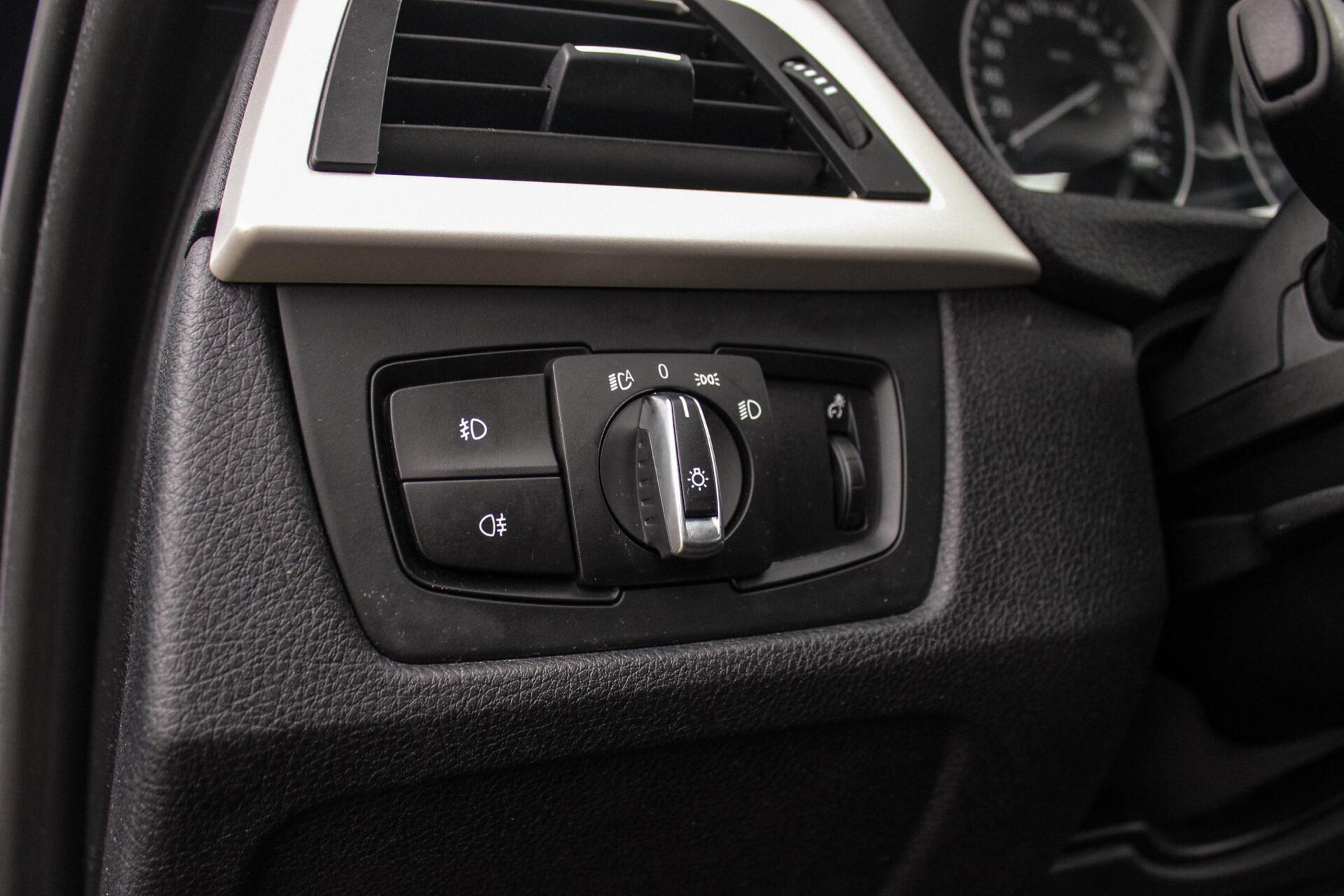 Foto van BMW 320i