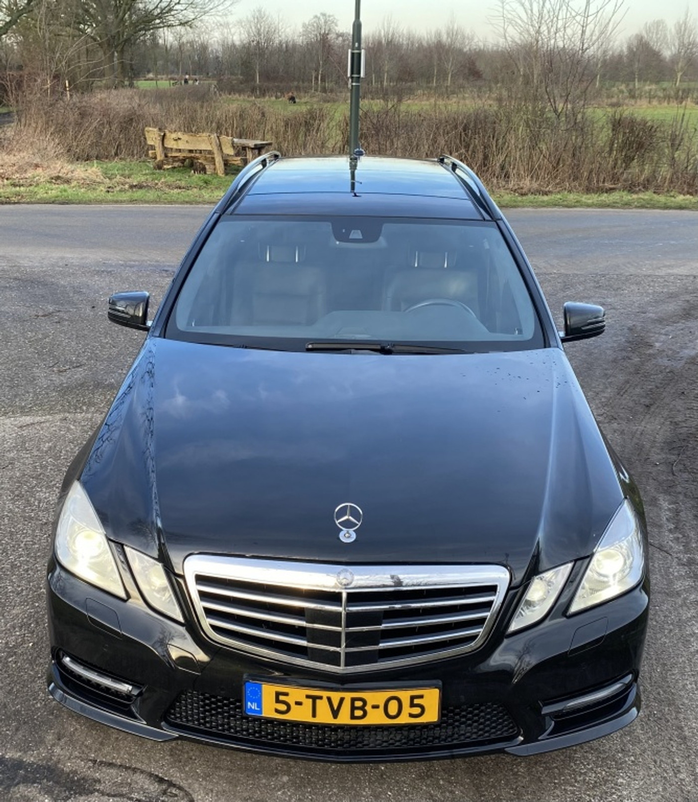 Foto van Mercedes-Benz E 500 4Matic