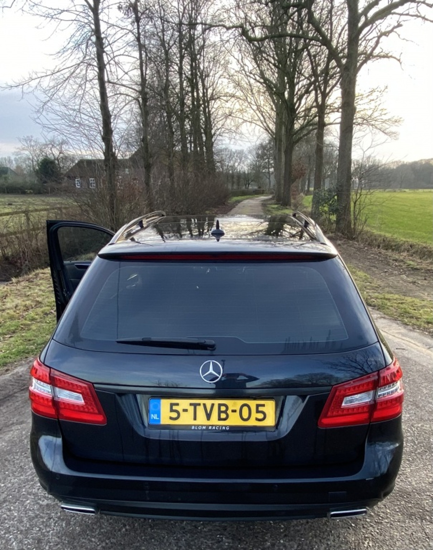 Foto van Mercedes-Benz E 500 4Matic