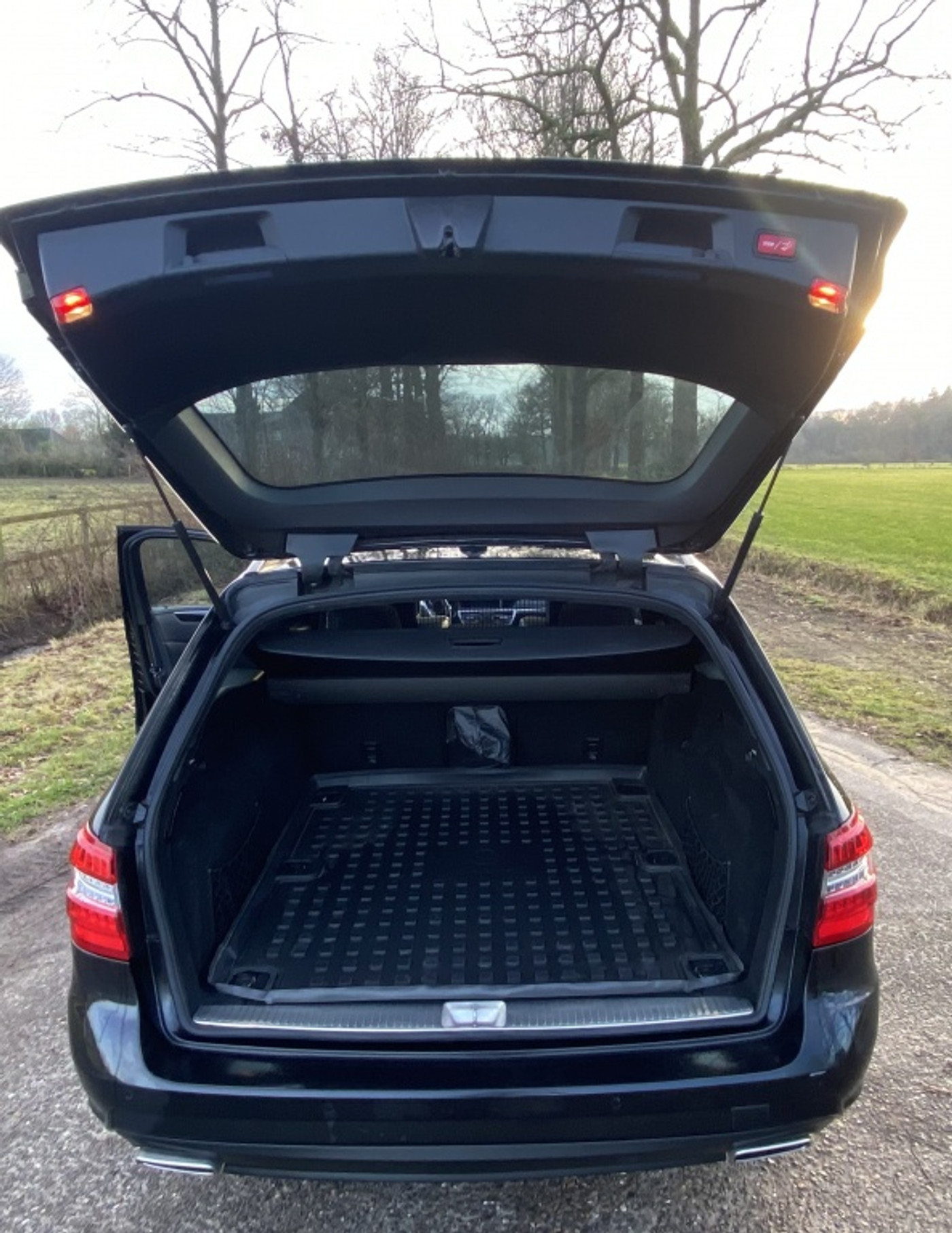 Foto van Mercedes-Benz E 500 4Matic