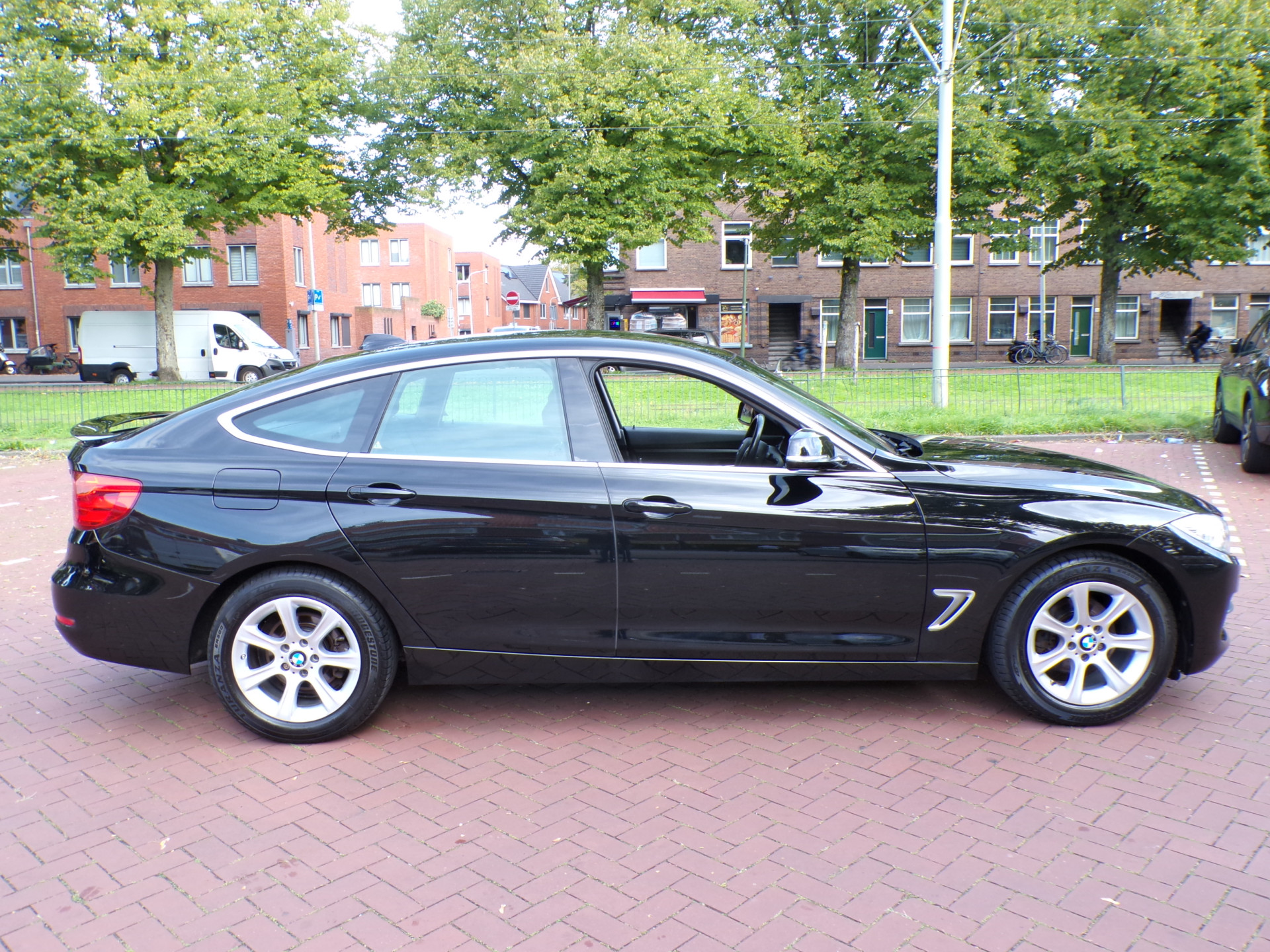 Foto van BMW 320i