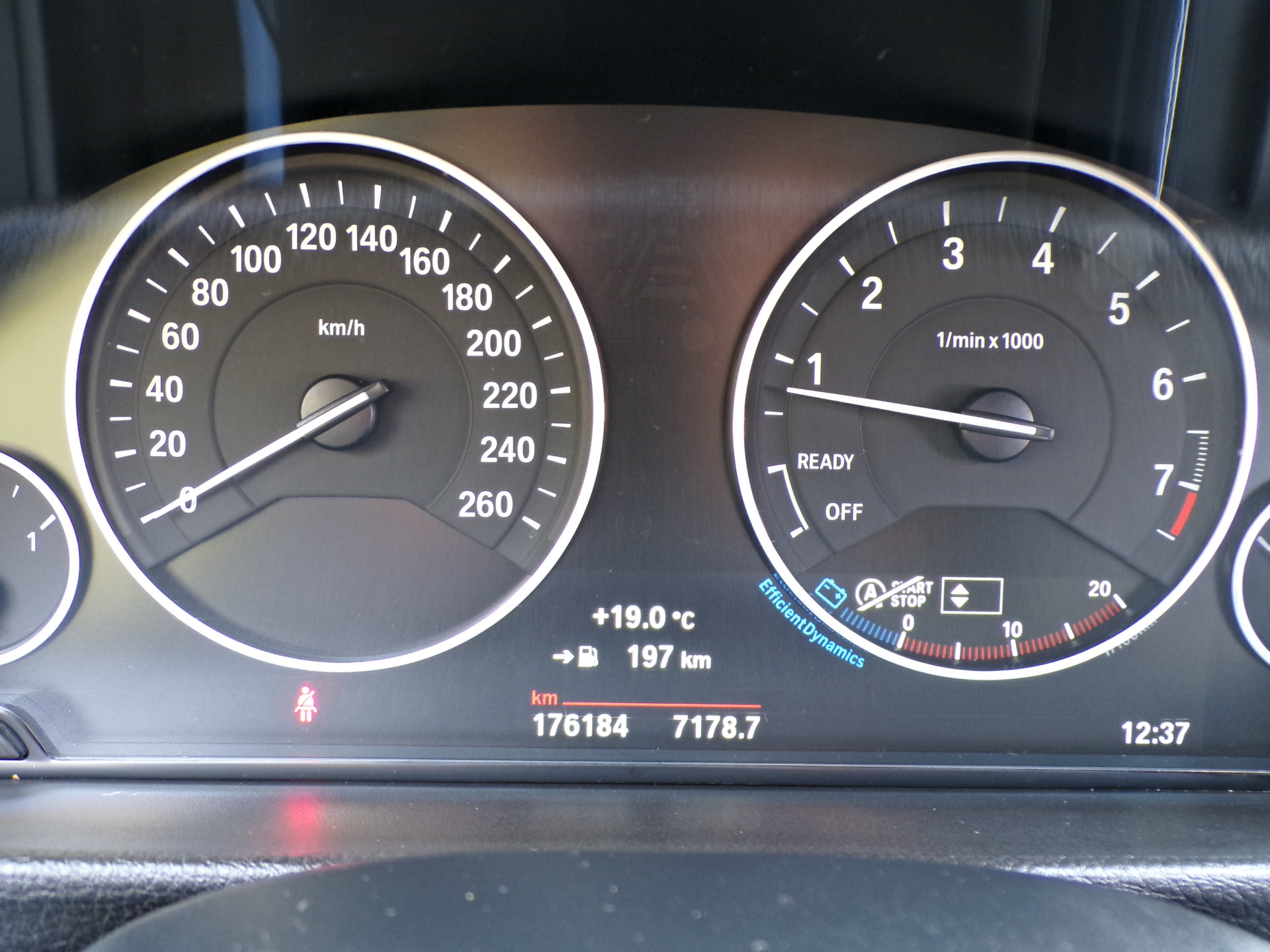 Foto van BMW 320i