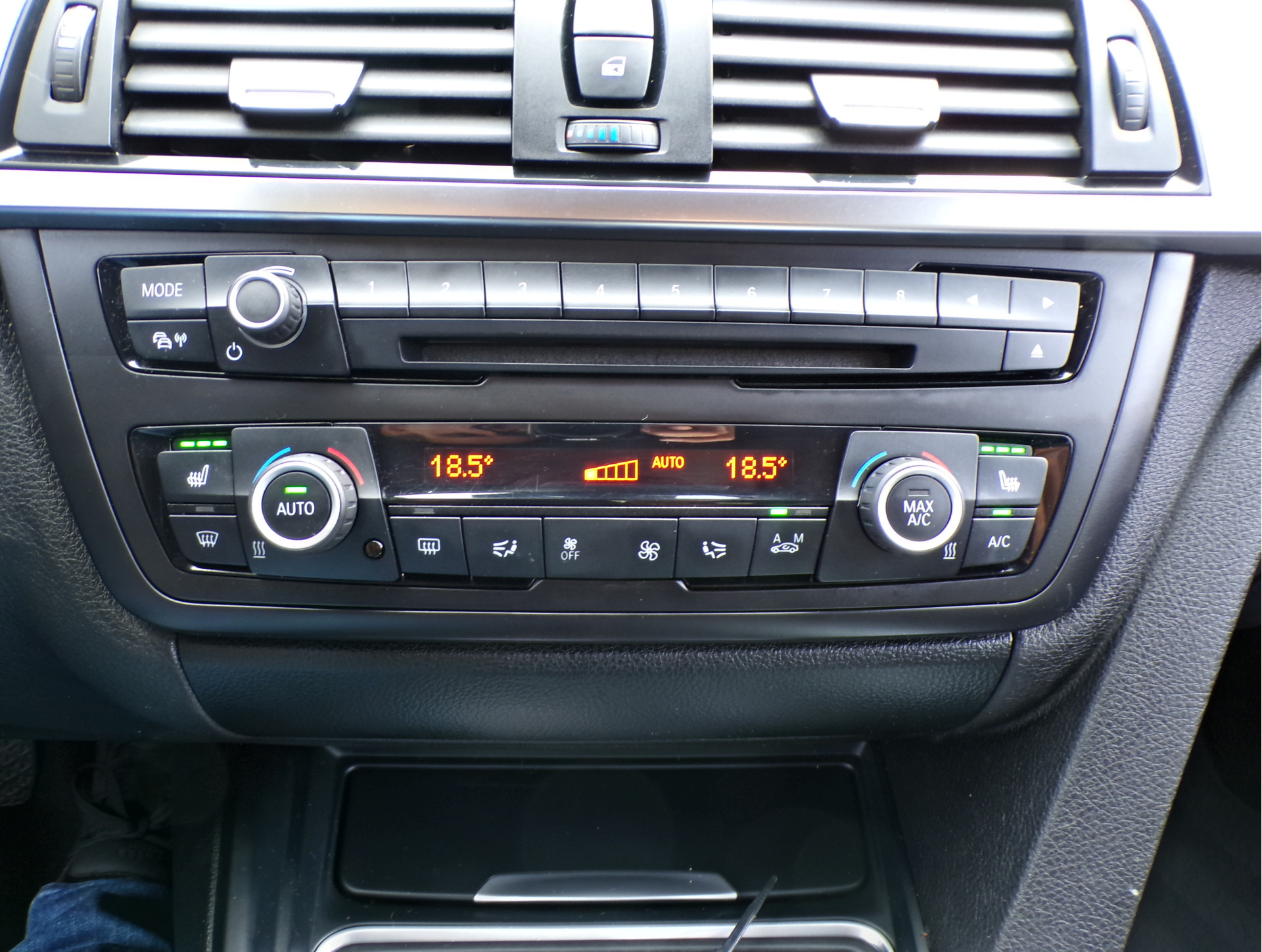 Foto van BMW 320i
