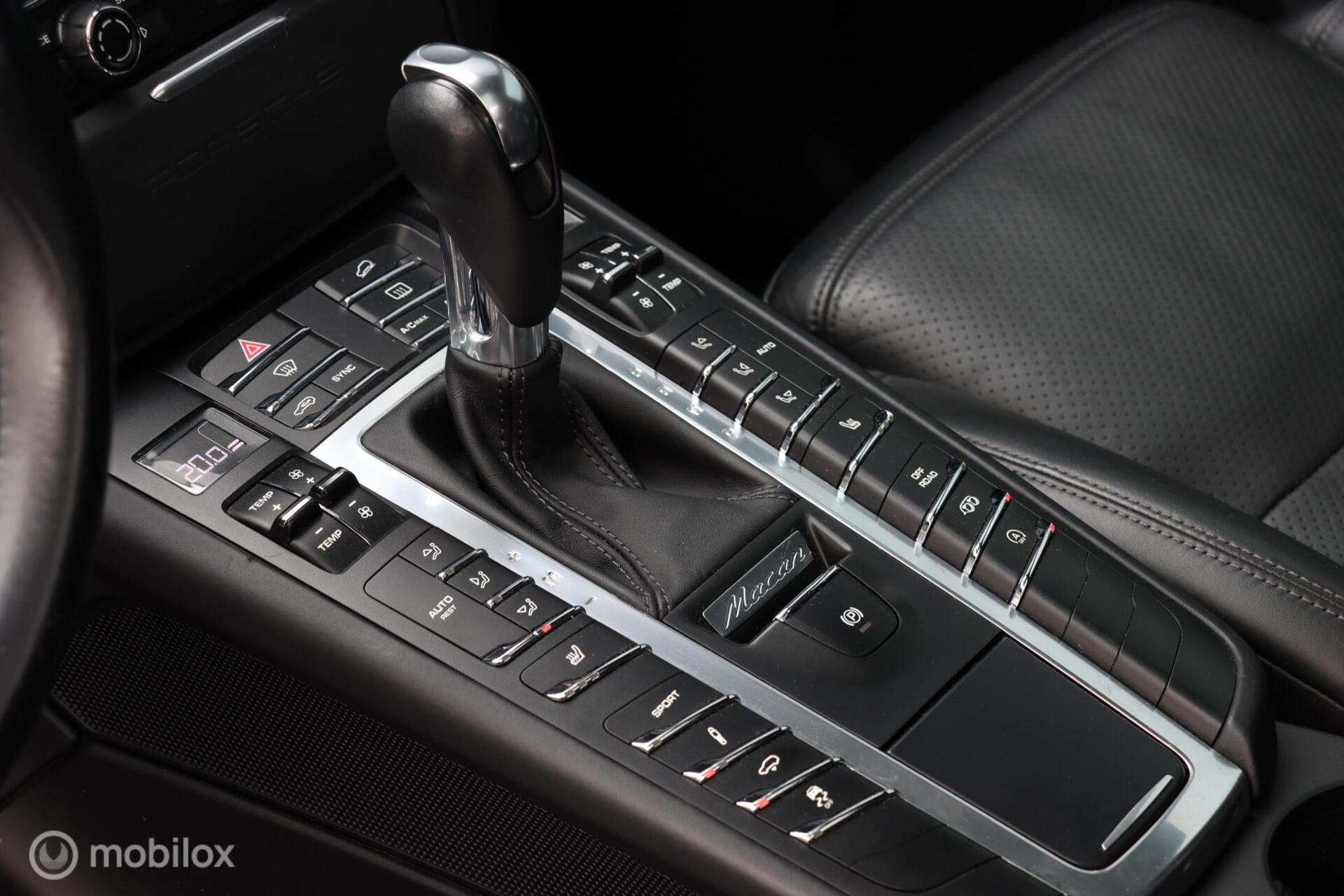 Foto van Porsche Macan Turbo