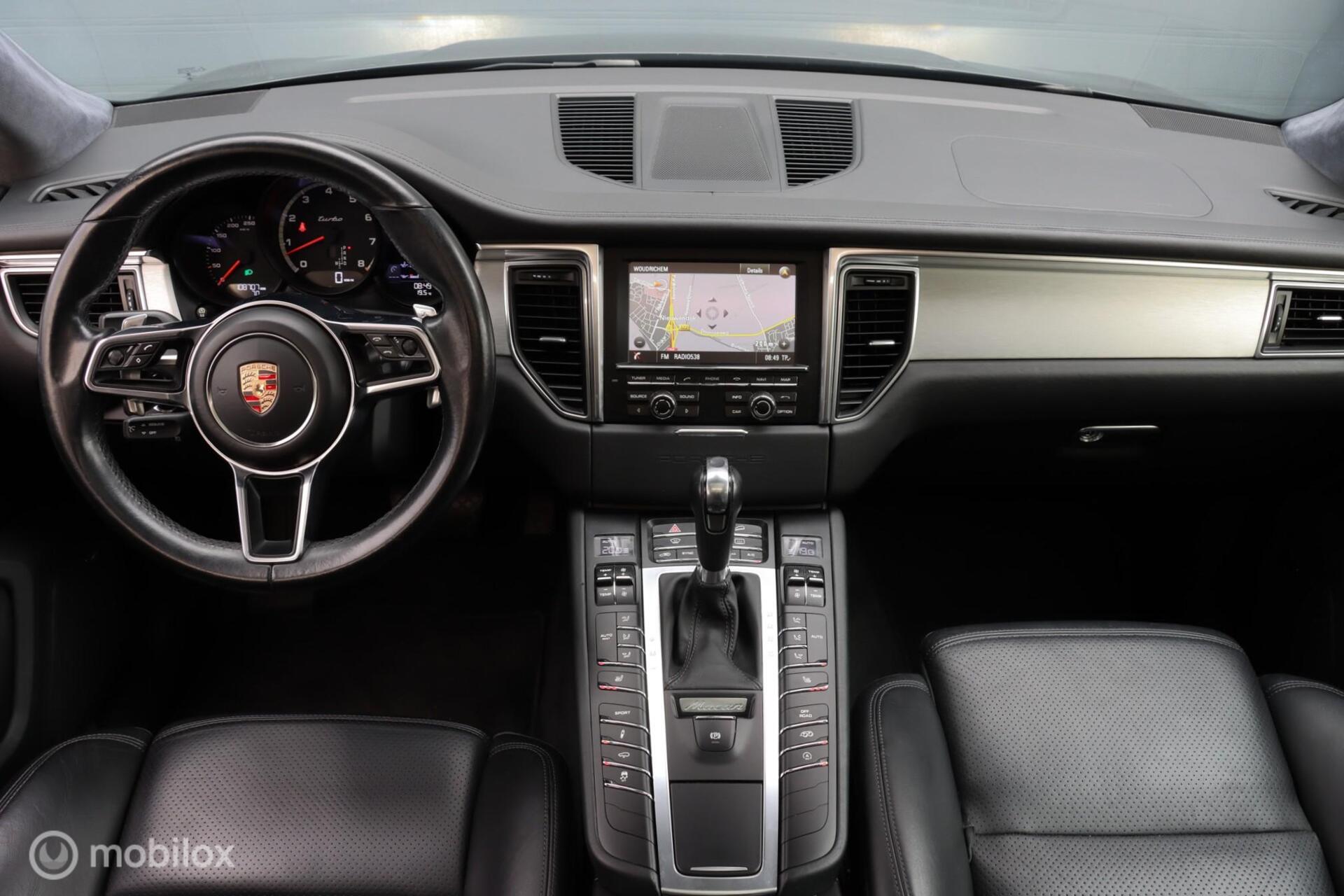 Foto van Porsche Macan Turbo