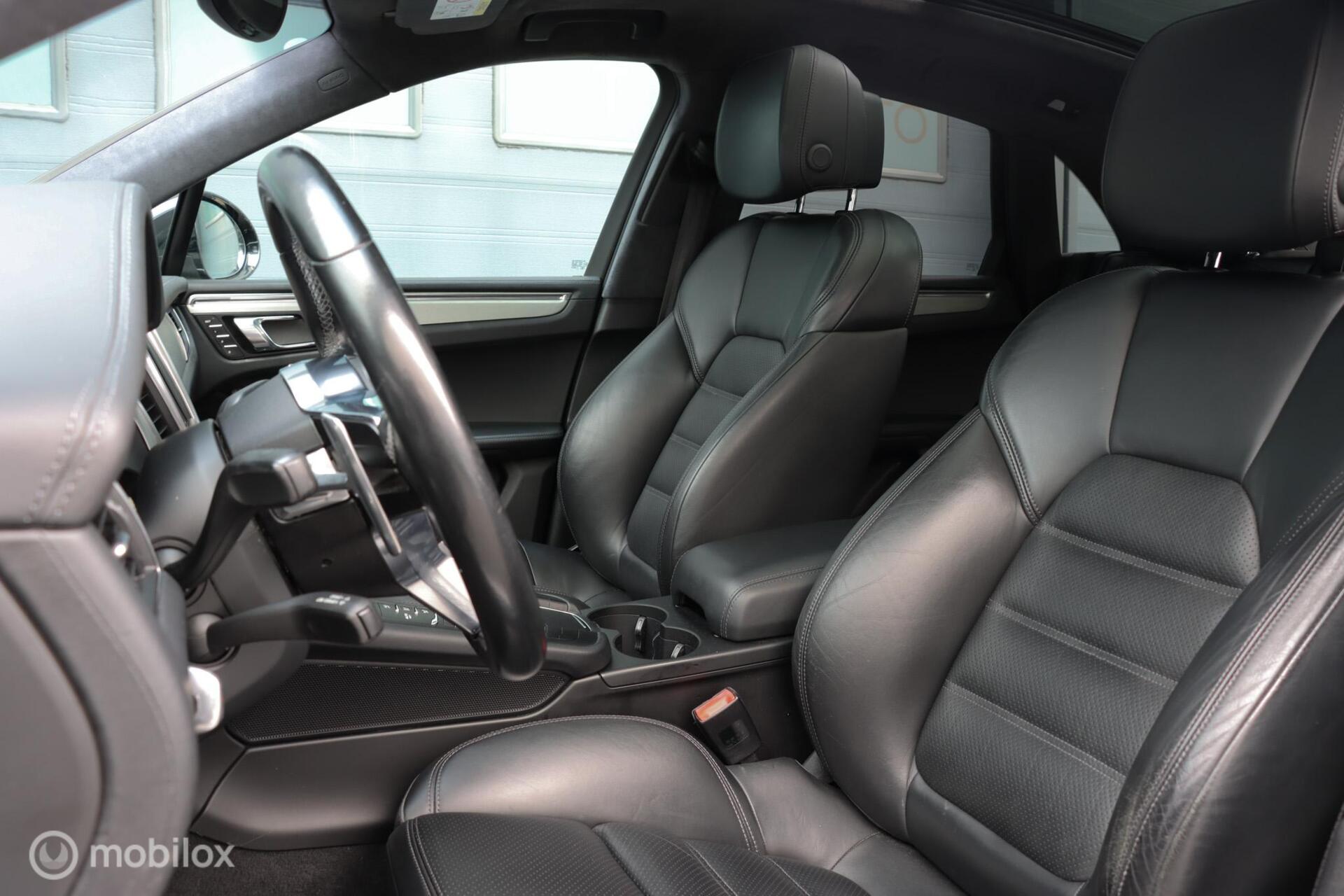 Foto van Porsche Macan Turbo
