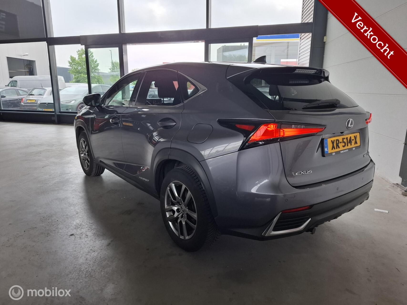 Foto van Lexus Lexus Nx300h