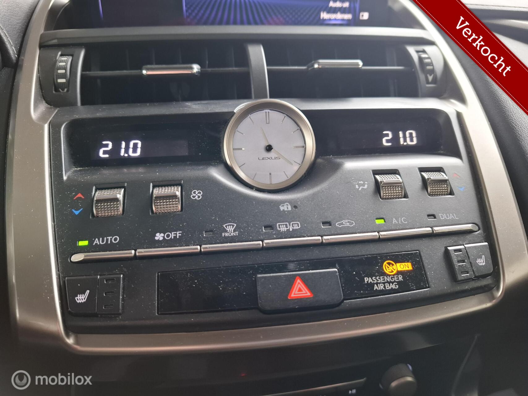 Foto van Lexus Lexus Nx300h