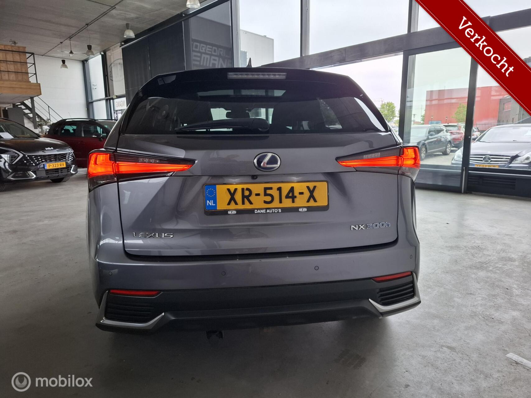 Foto van Lexus Lexus Nx300h