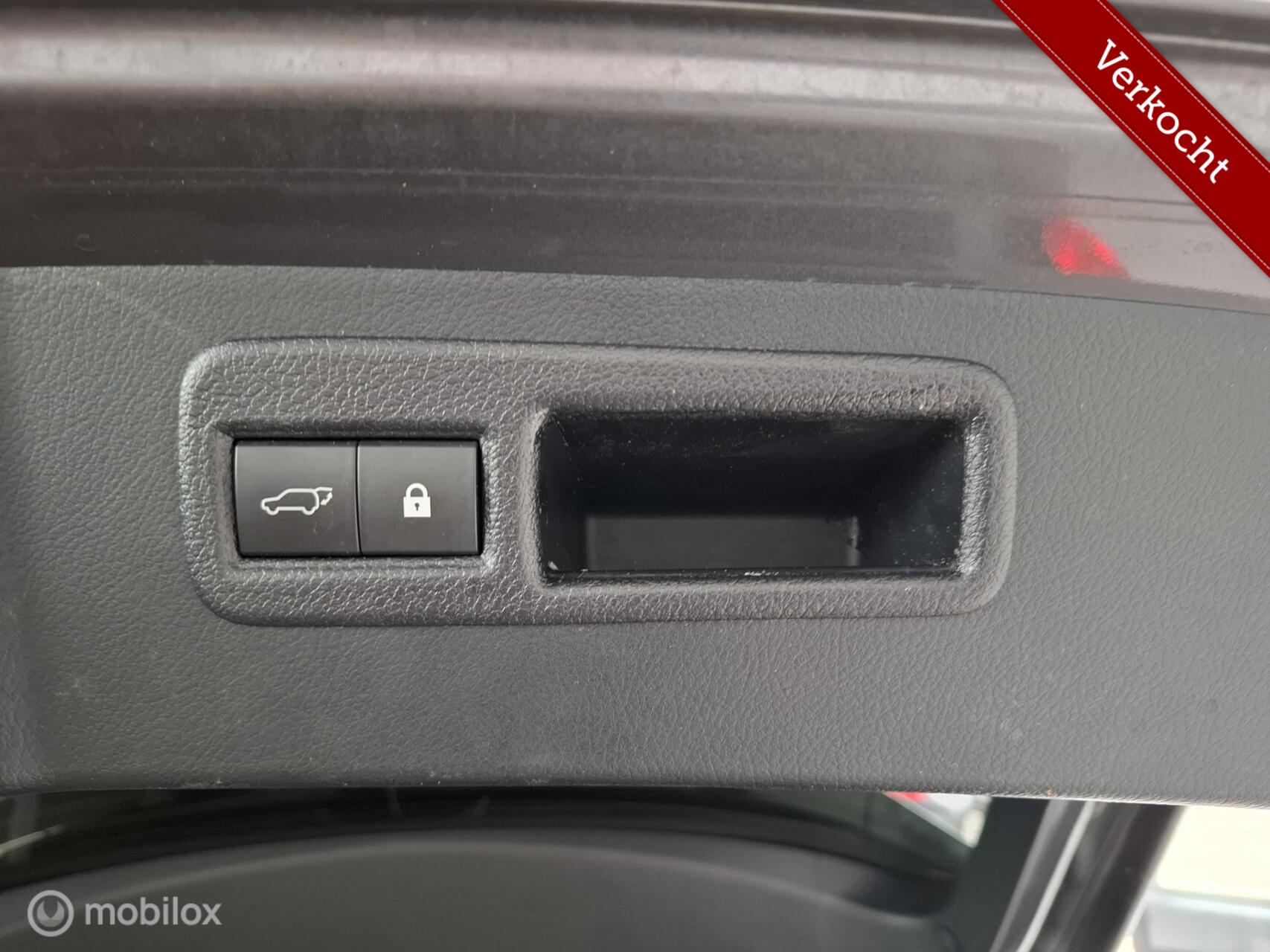 Foto van Lexus Lexus Nx300h
