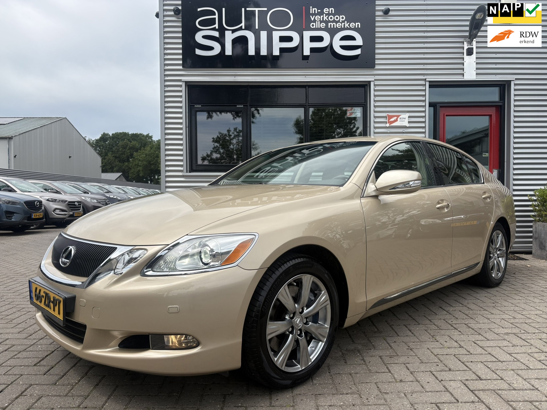 Lexus Lexus Gs300 300 Executive V6 -ORIGINEEL NEDERLANDS-DEALER ONDERHOUDEN!-78.724 KM'S-MARK LEVINSON SOUNDSYSTEM-KEYLESS-CAMERA-ETC. 2008 - voorkant