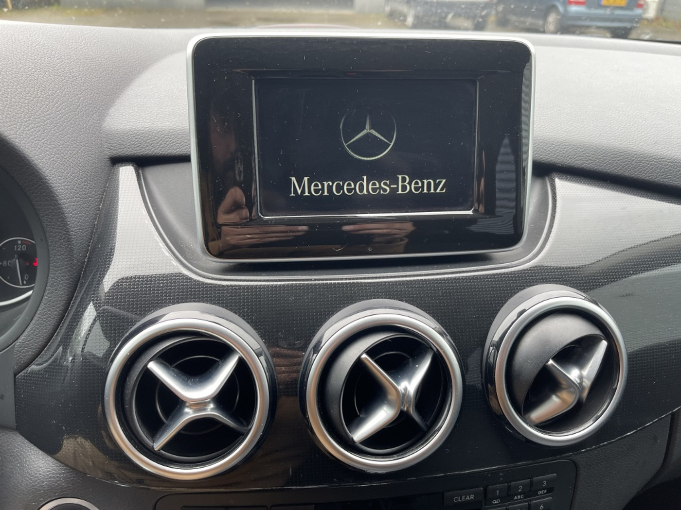 Foto van Mercedes-Benz B 180