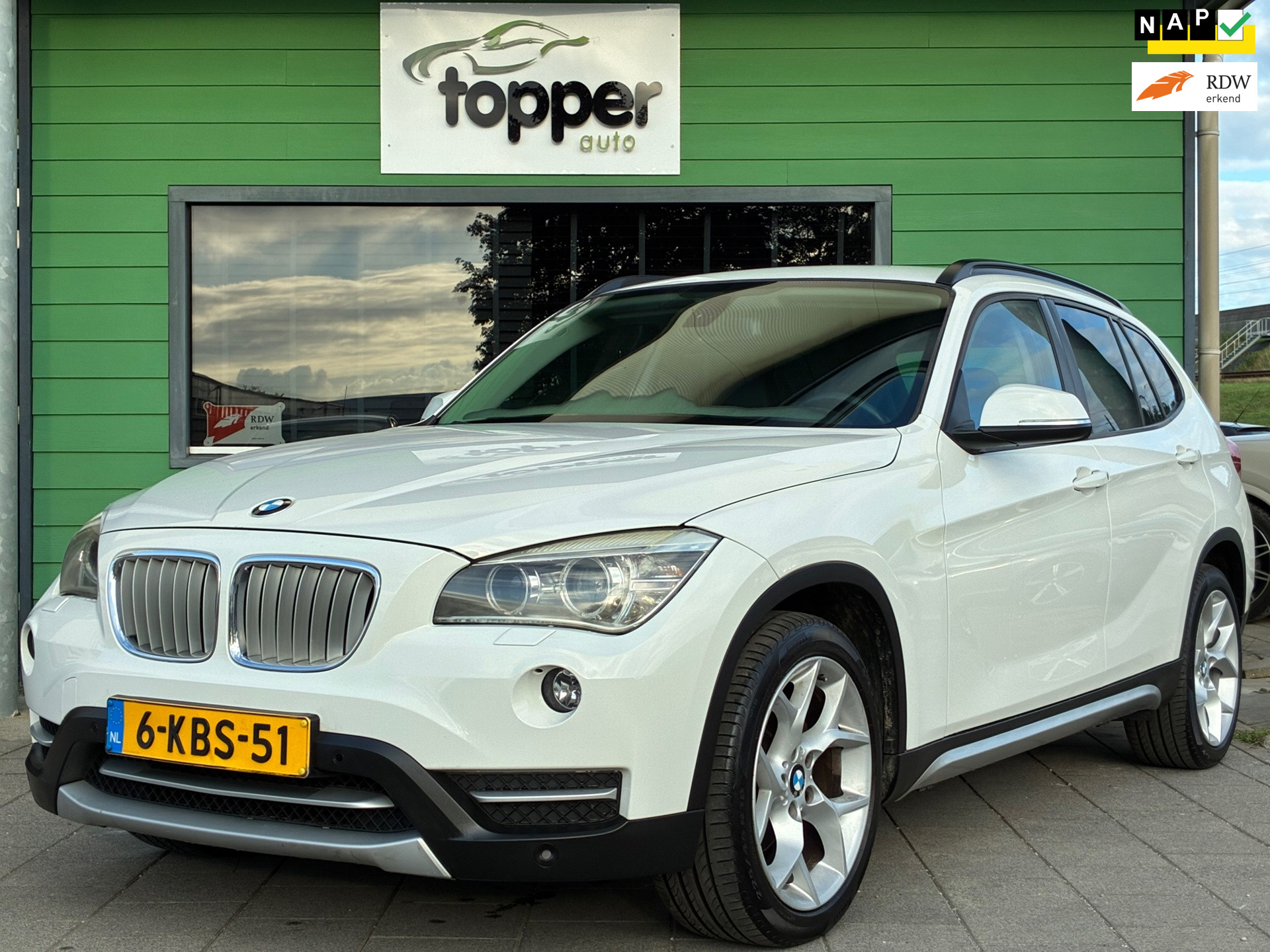 BMW X Reihe XDrive20i Upgrade Edition|Navi|StoelVw.|Cruise|Automaat| 2013 - voorkant