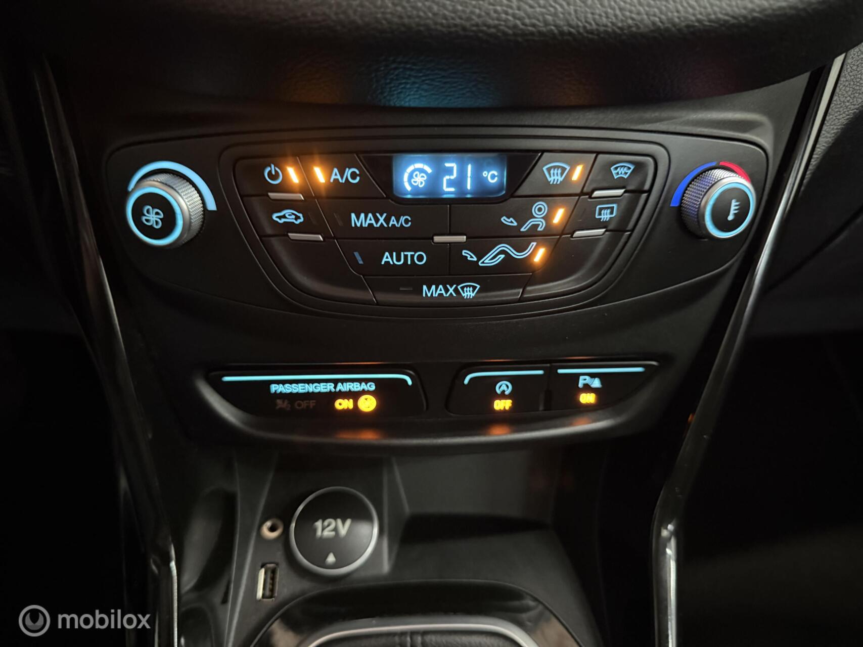 Foto van Ford B-max