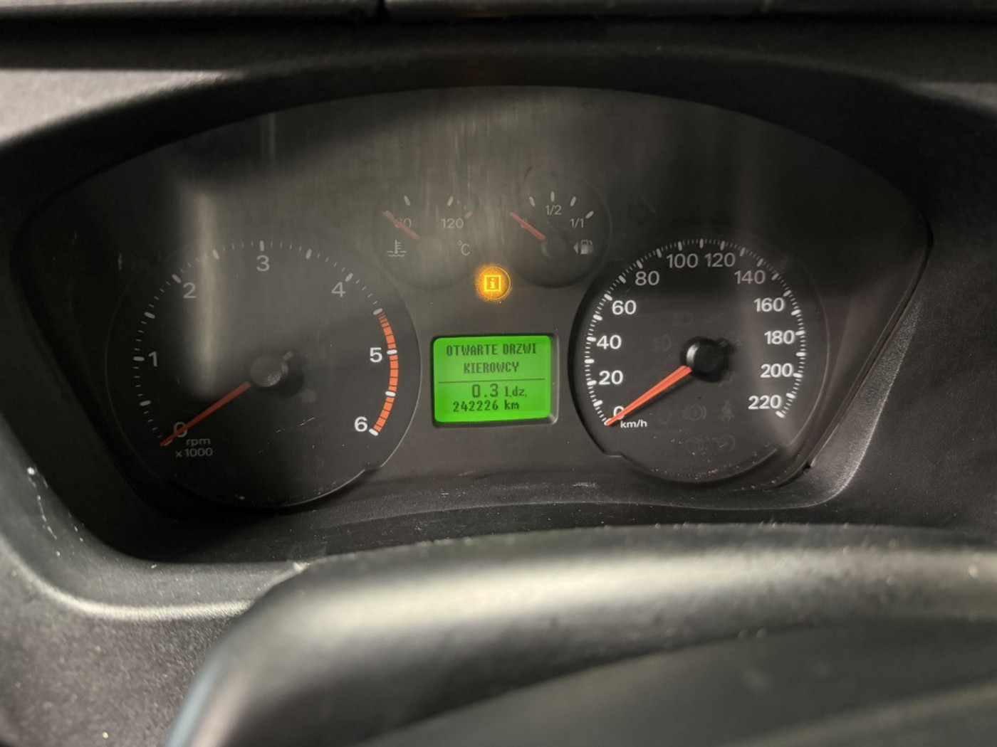 Foto van Ford Transit 260s Van LR 140dpf 4.36