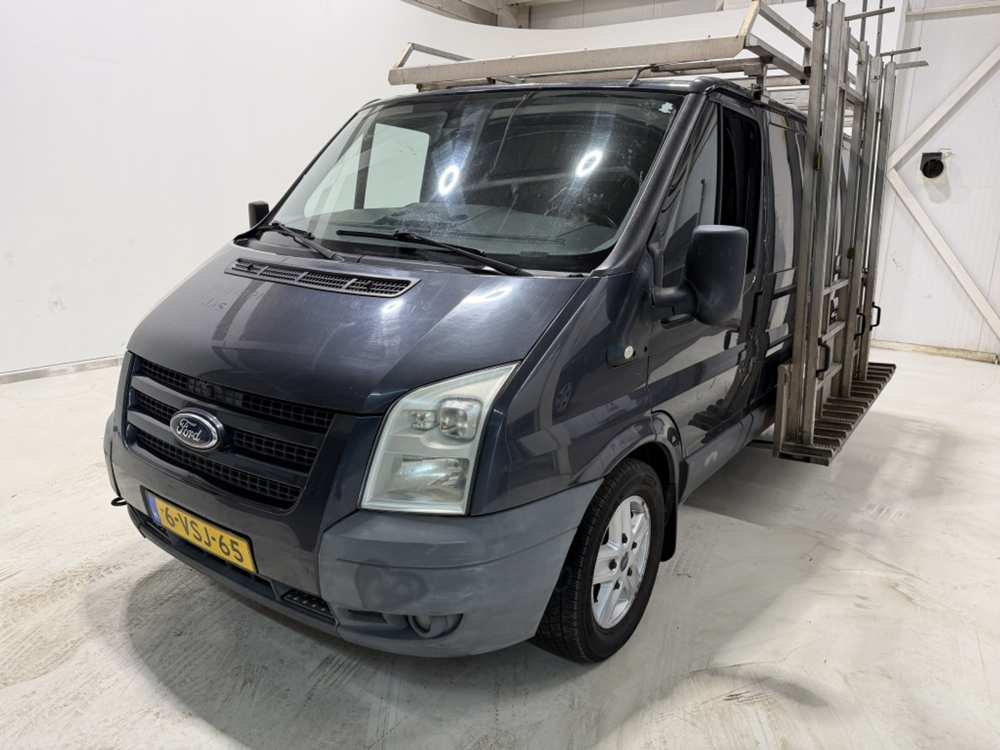 Ford Transit 260s Van LR 140dpf 4.36 260S 2.2 TDCI SHD 2011 - voorkant