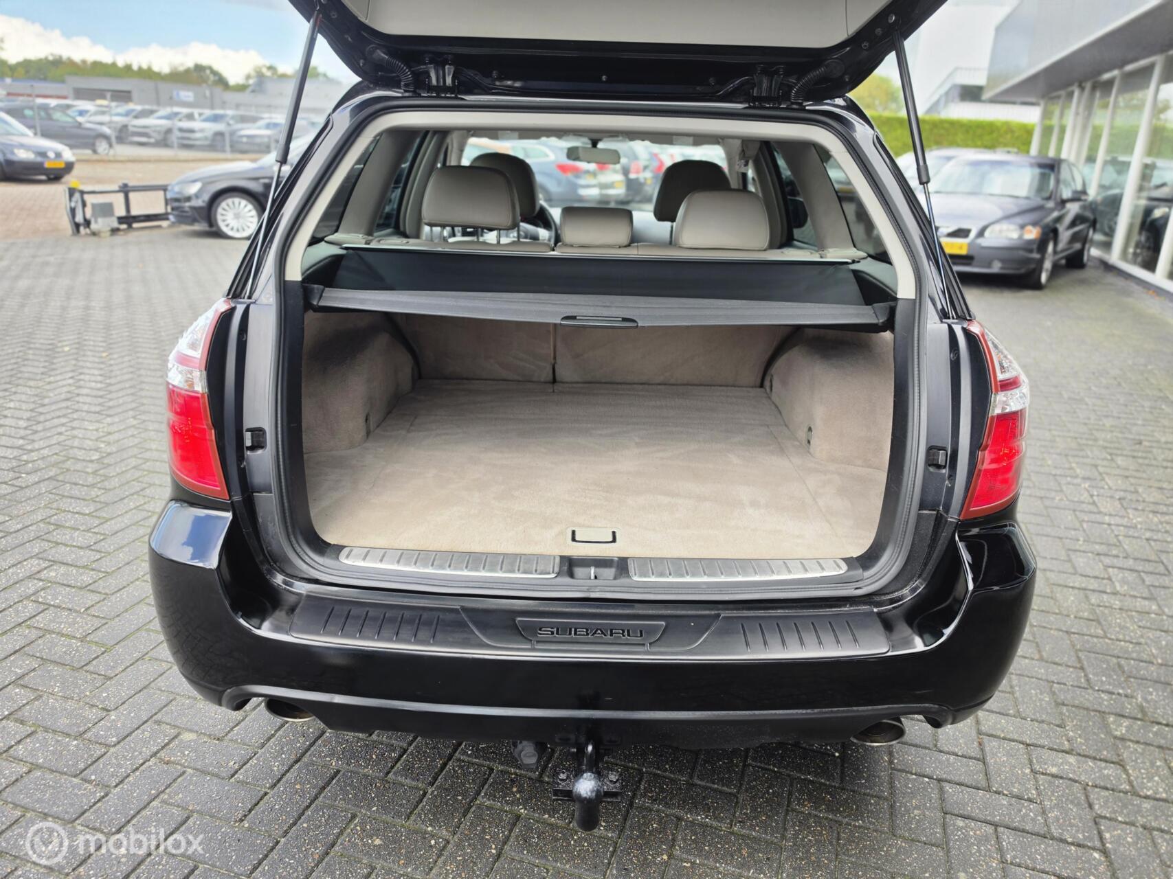 Foto van Subaru Legacy
