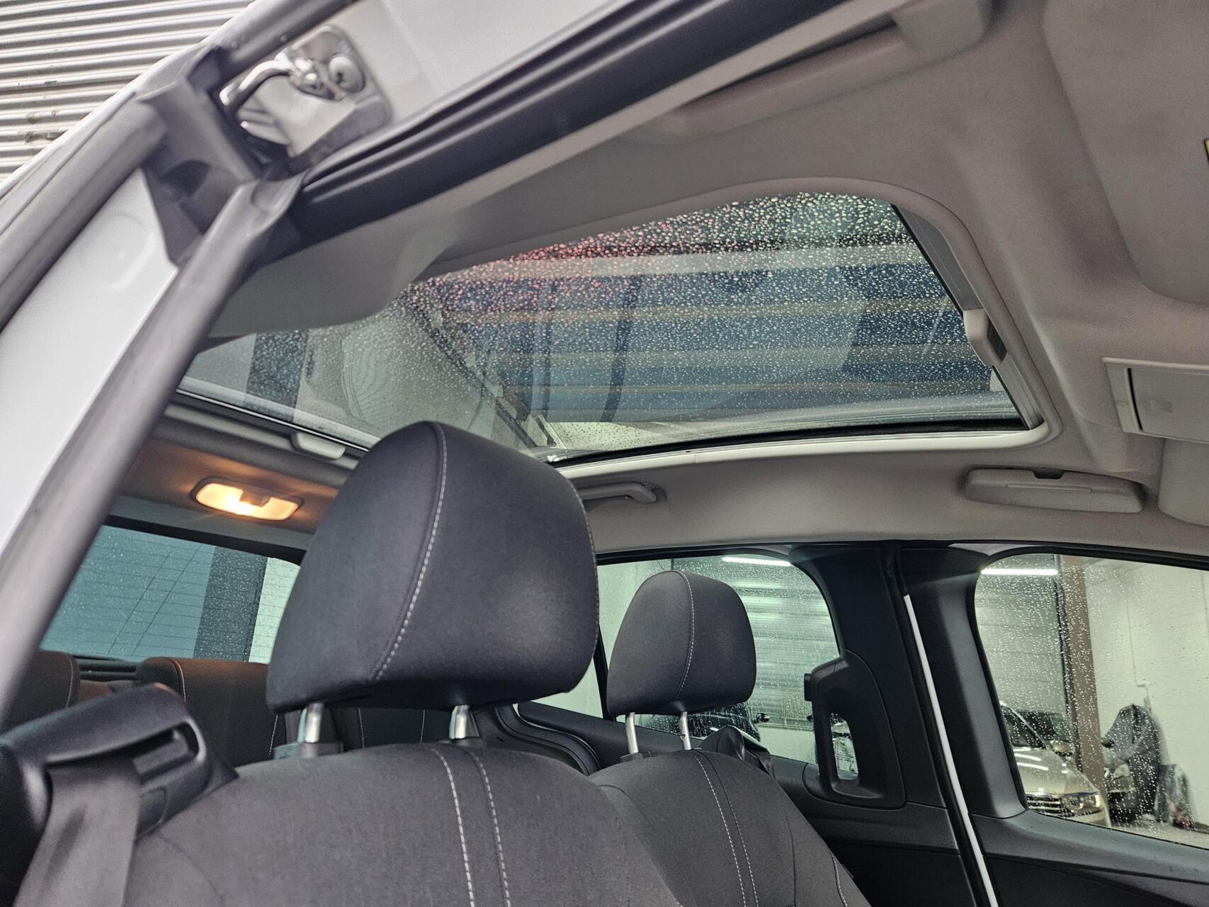 Foto van Ford B-max