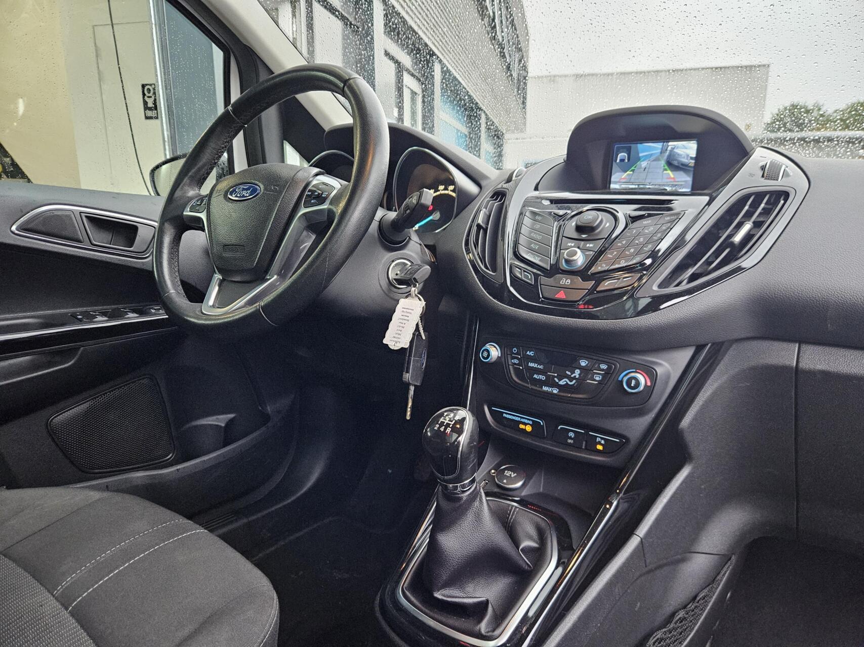 Foto van Ford B-max