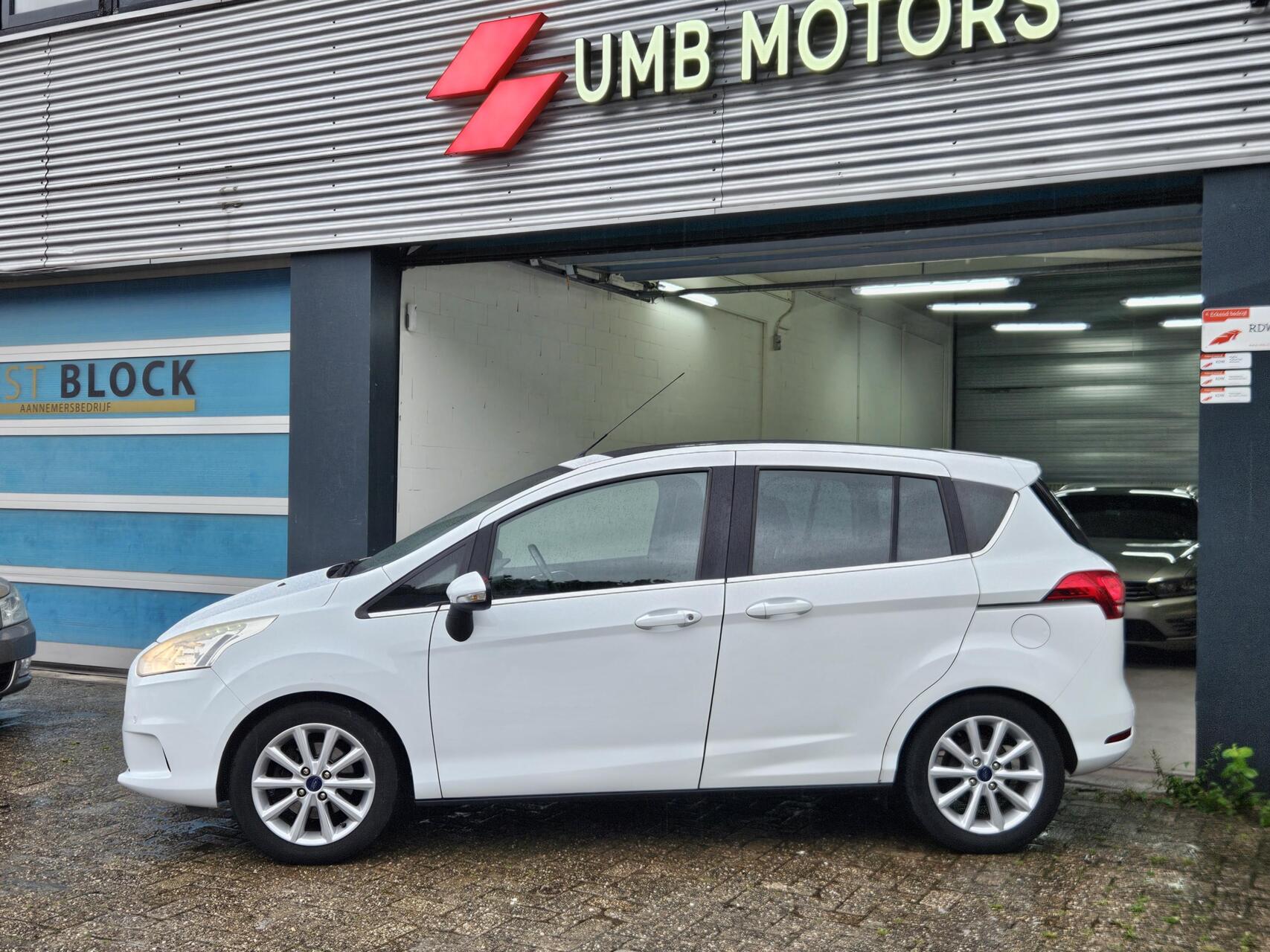 Foto van Ford B-max