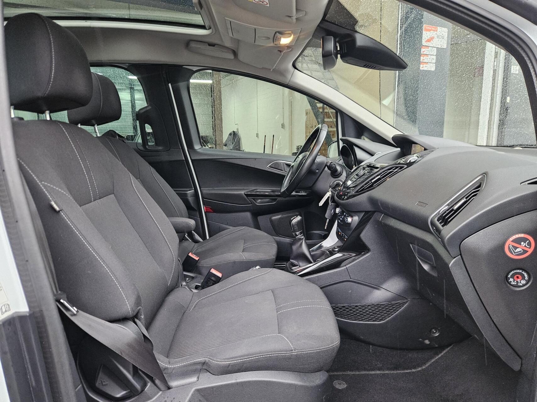 Foto van Ford B-max