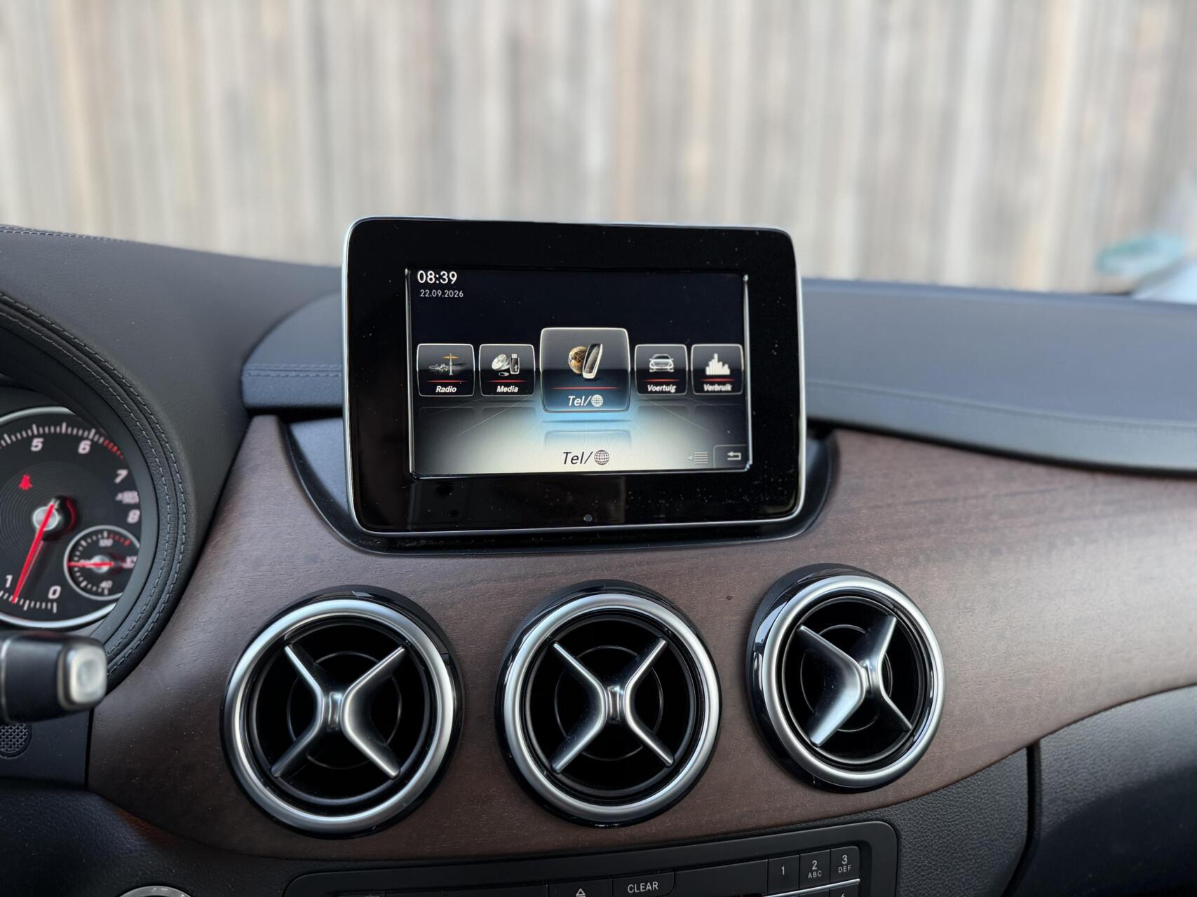 Foto van Mercedes-Benz B 200