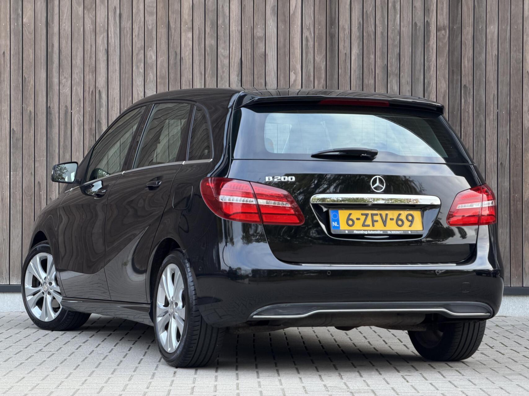 Foto van Mercedes-Benz B 200
