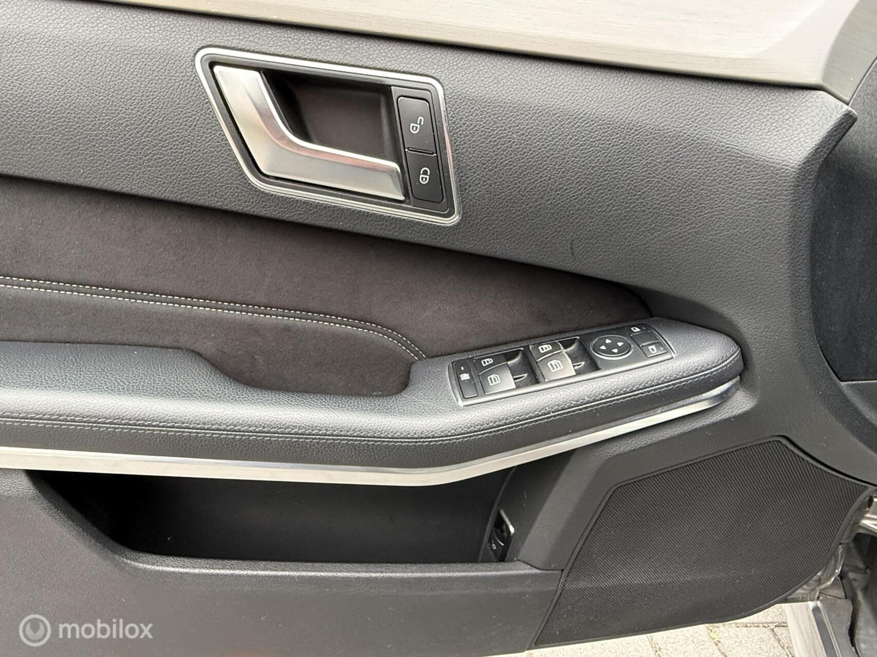Foto van Mercedes-Benz E 300 Bluetec Hybrid