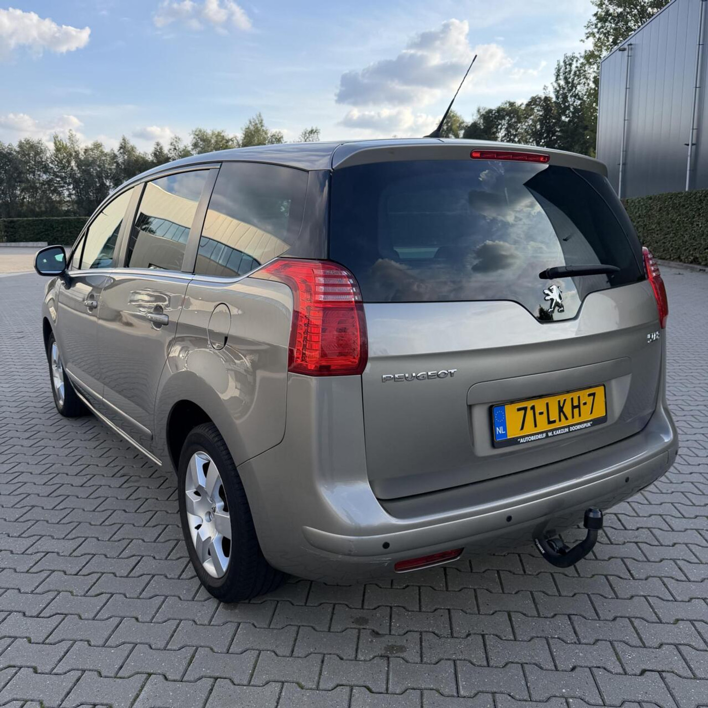 Foto van Peugeot 5008