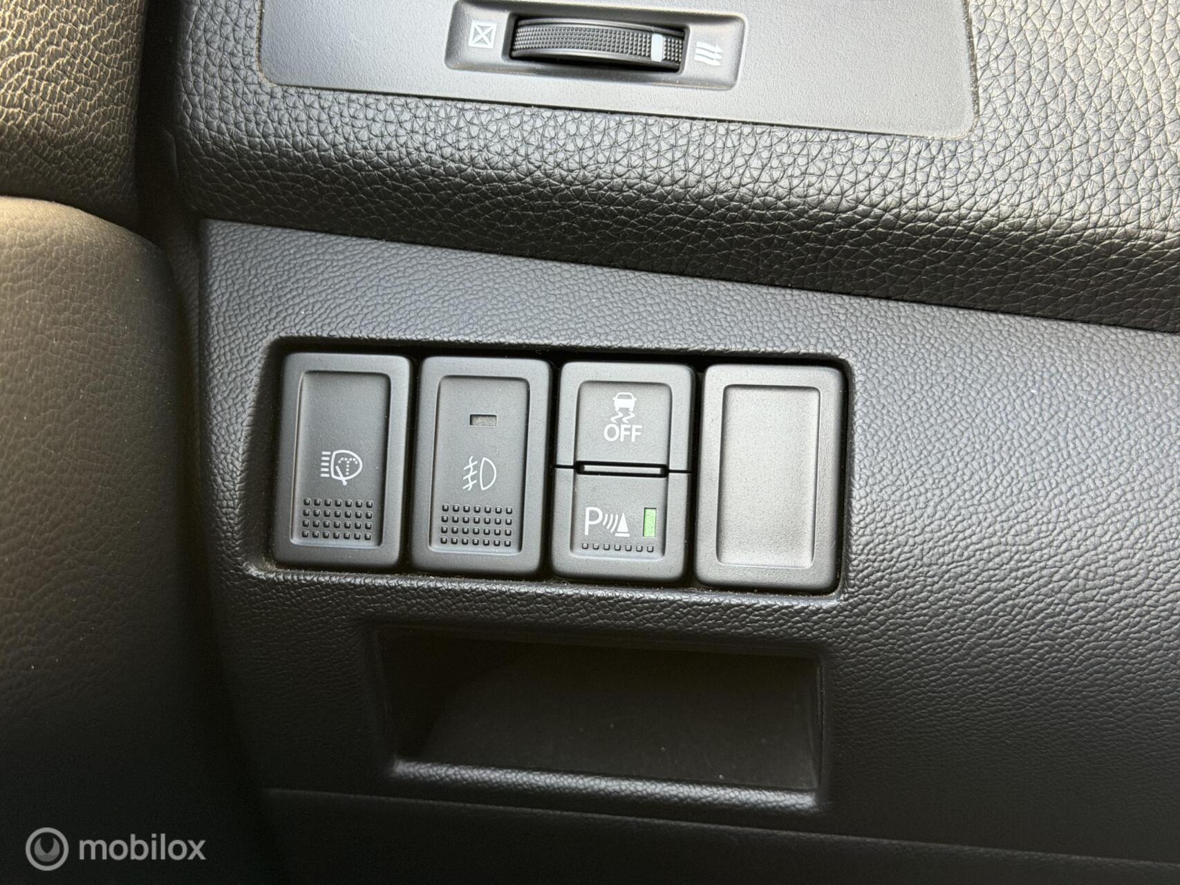 Foto van Suzuki Kizashi