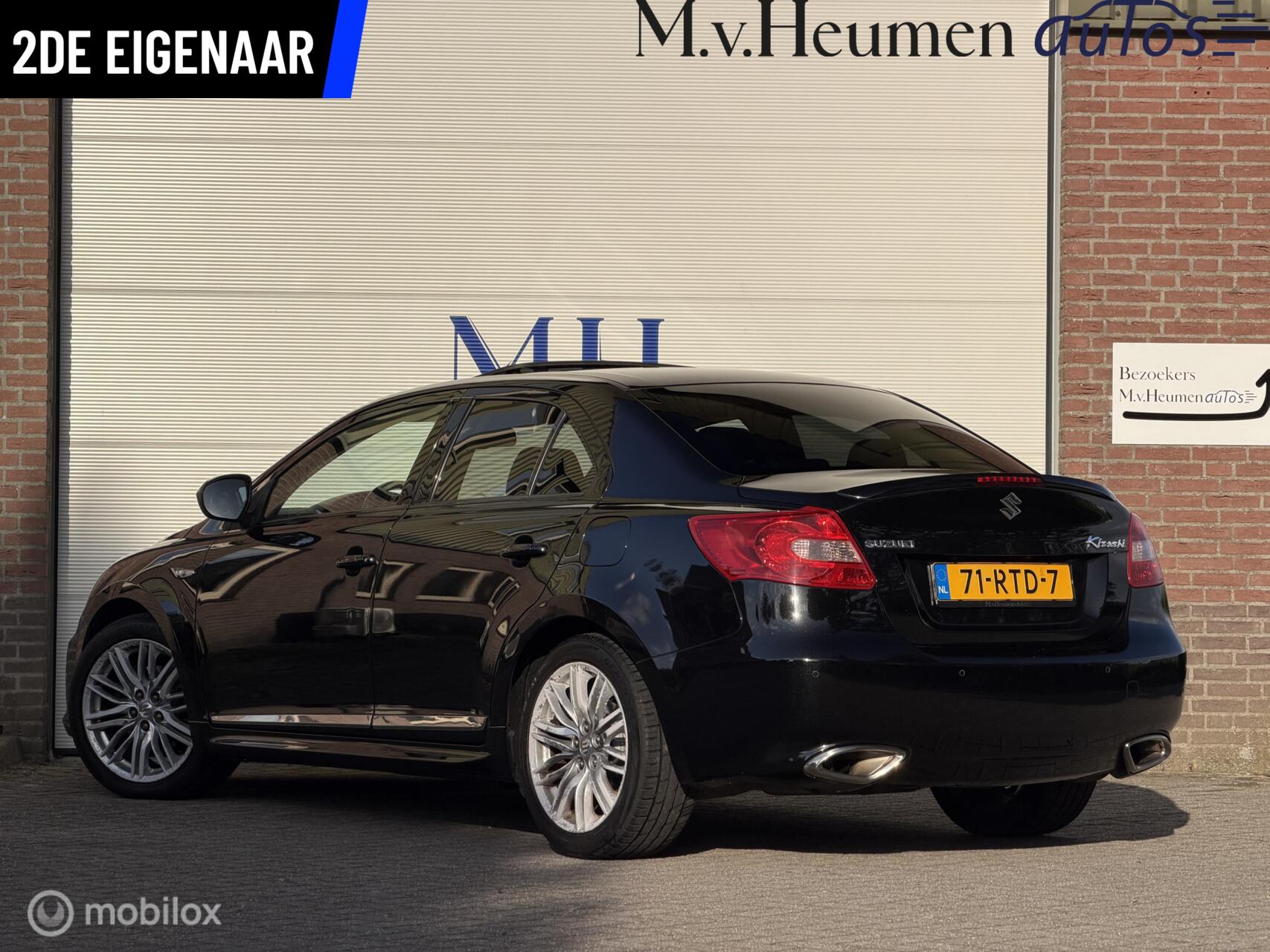 Foto van Suzuki Kizashi