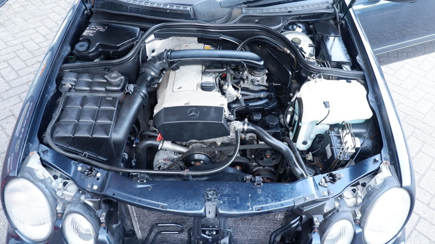 Foto van Mercedes-Benz CLK 200