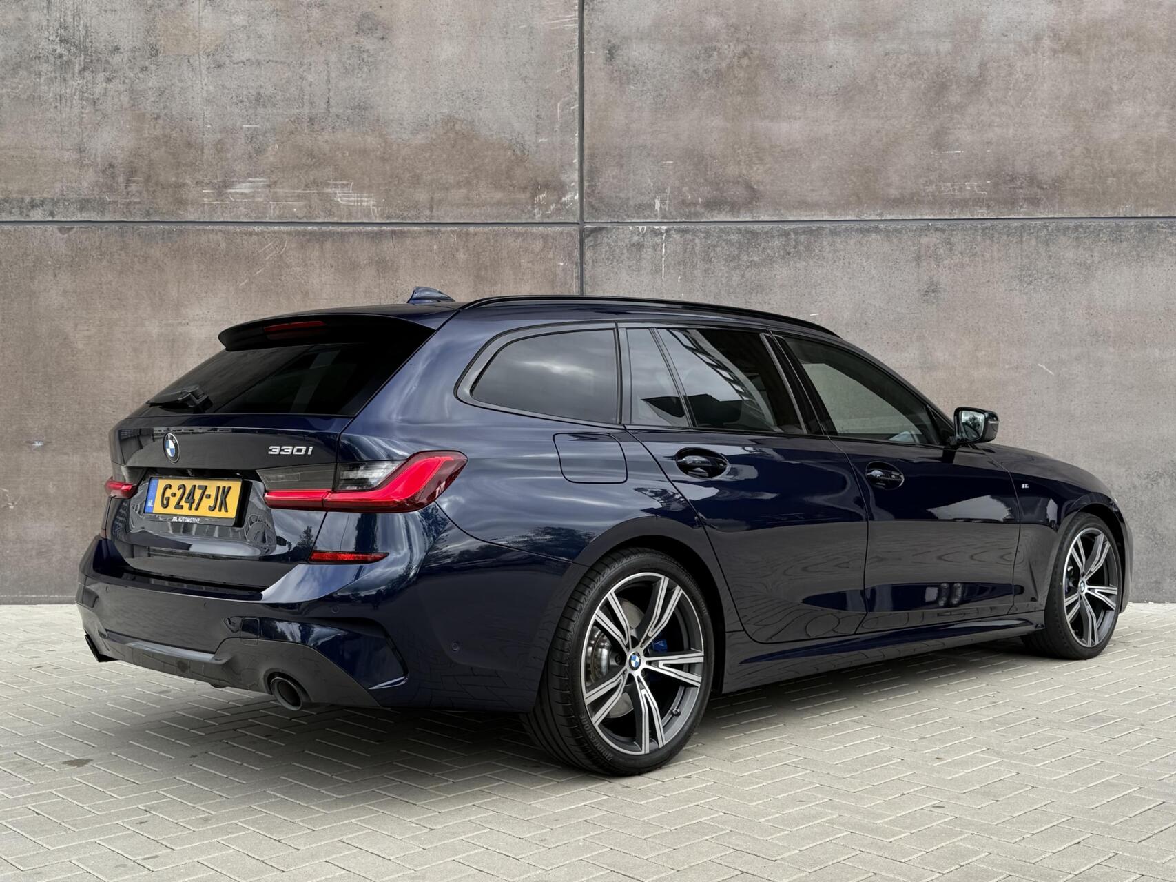 Foto van BMW 330i