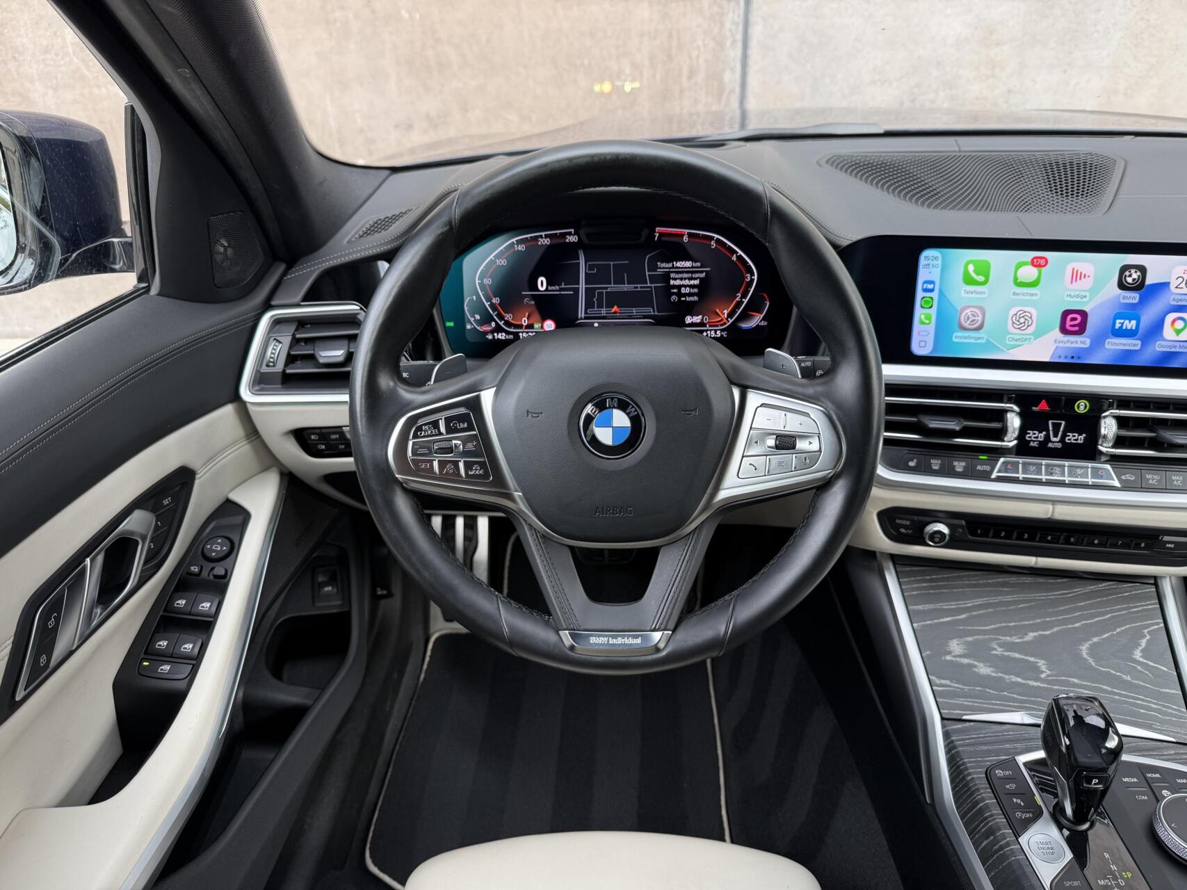 Foto van BMW 330i