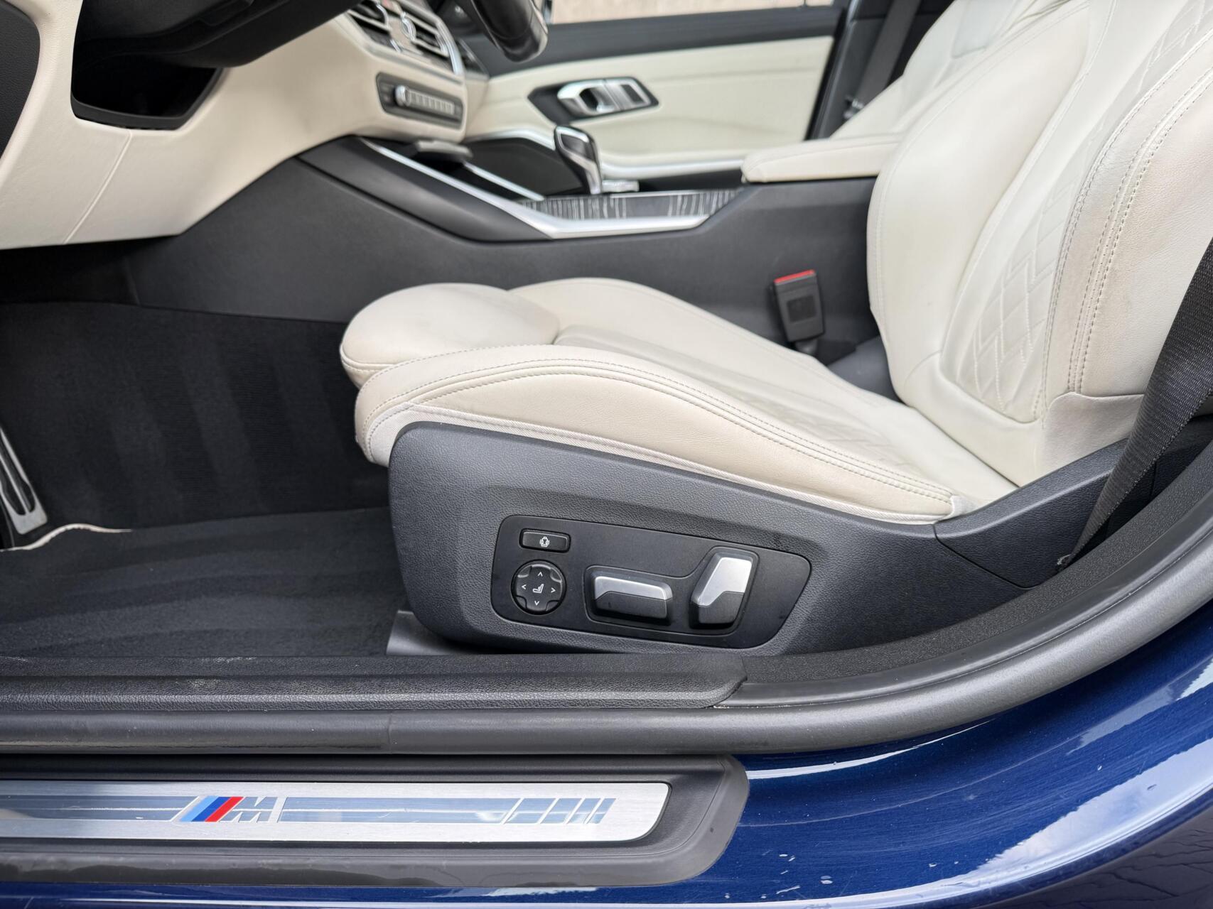 Foto van BMW 330i