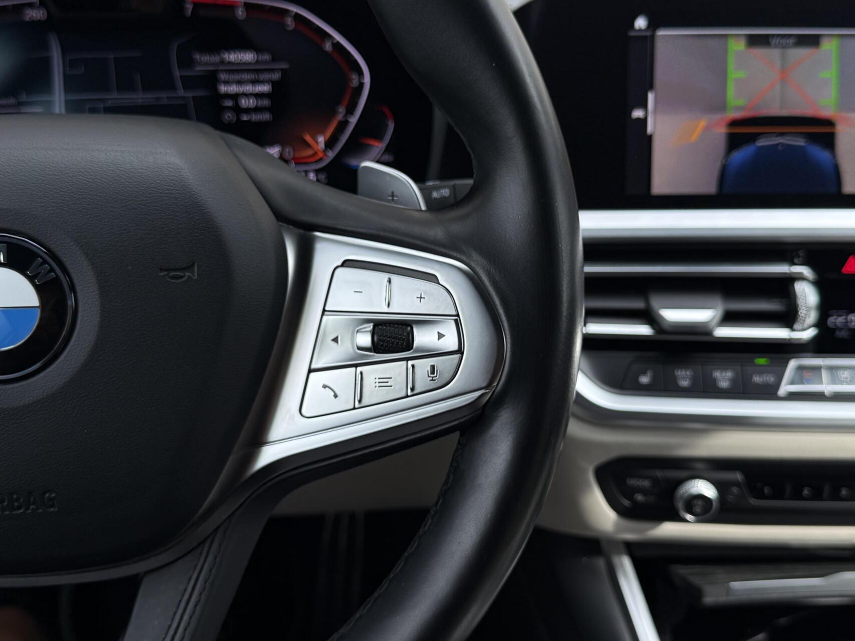 Foto van BMW 330i