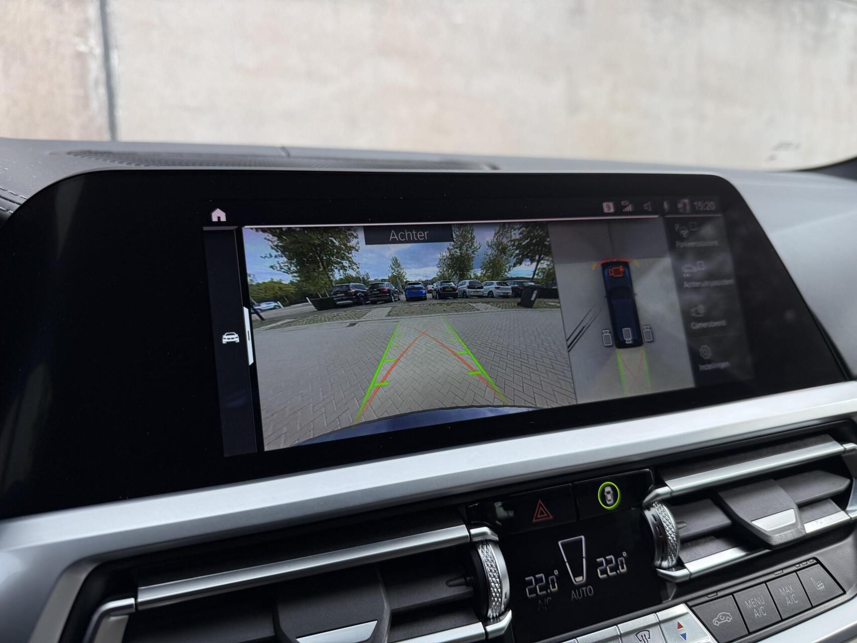 Foto van BMW 330i