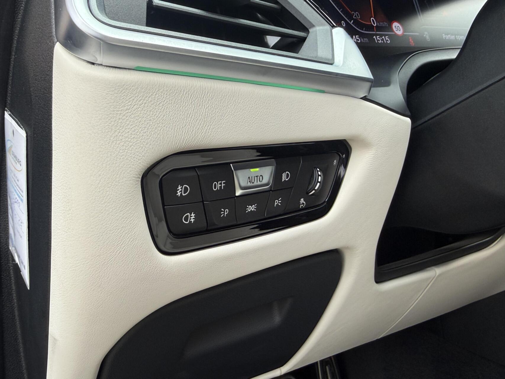 Foto van BMW 330i