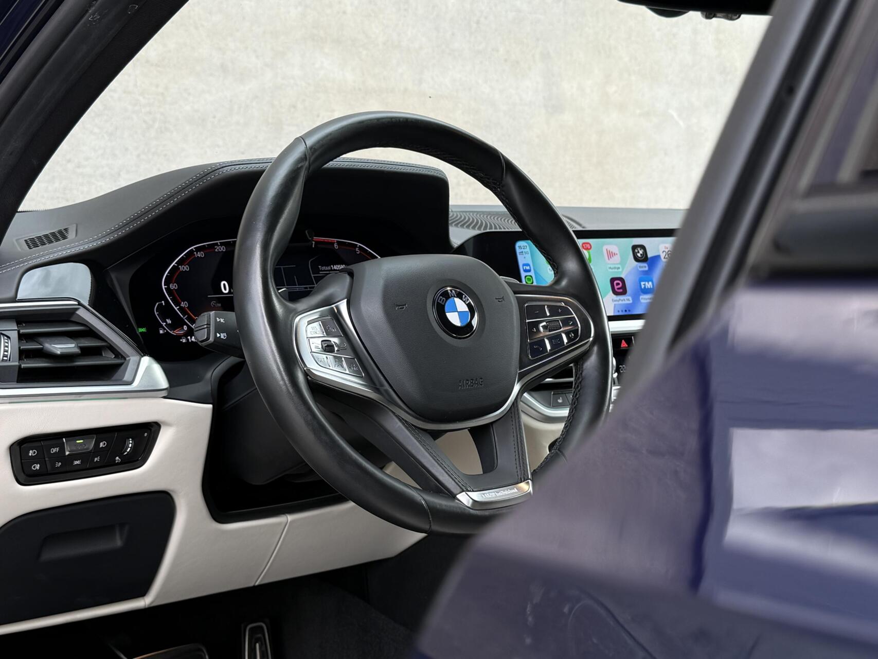 Foto van BMW 330i