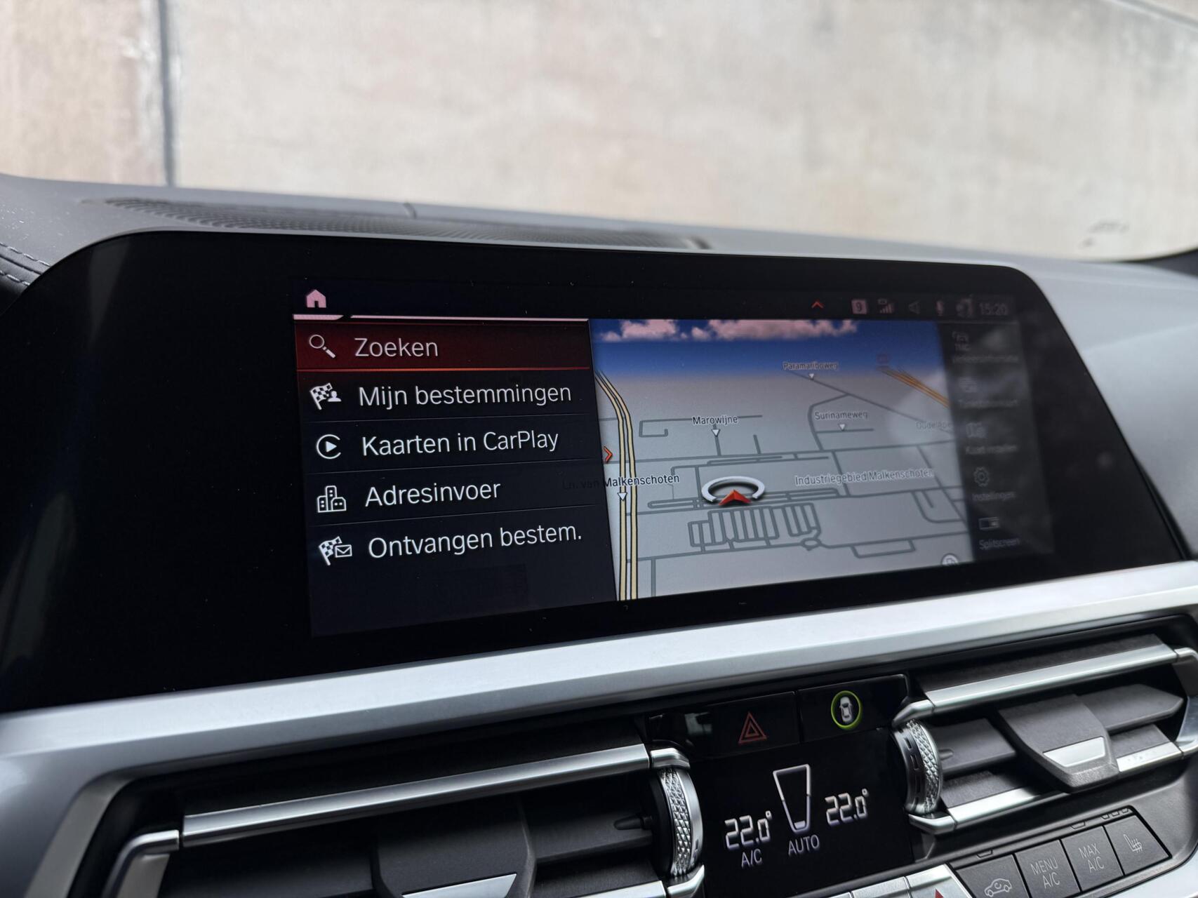 Foto van BMW 330i