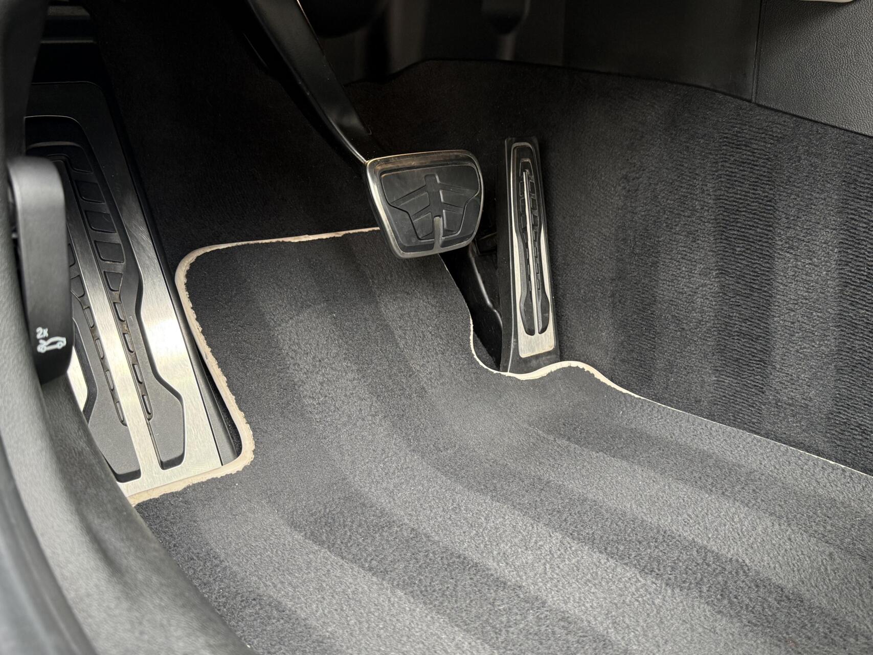 Foto van BMW 330i