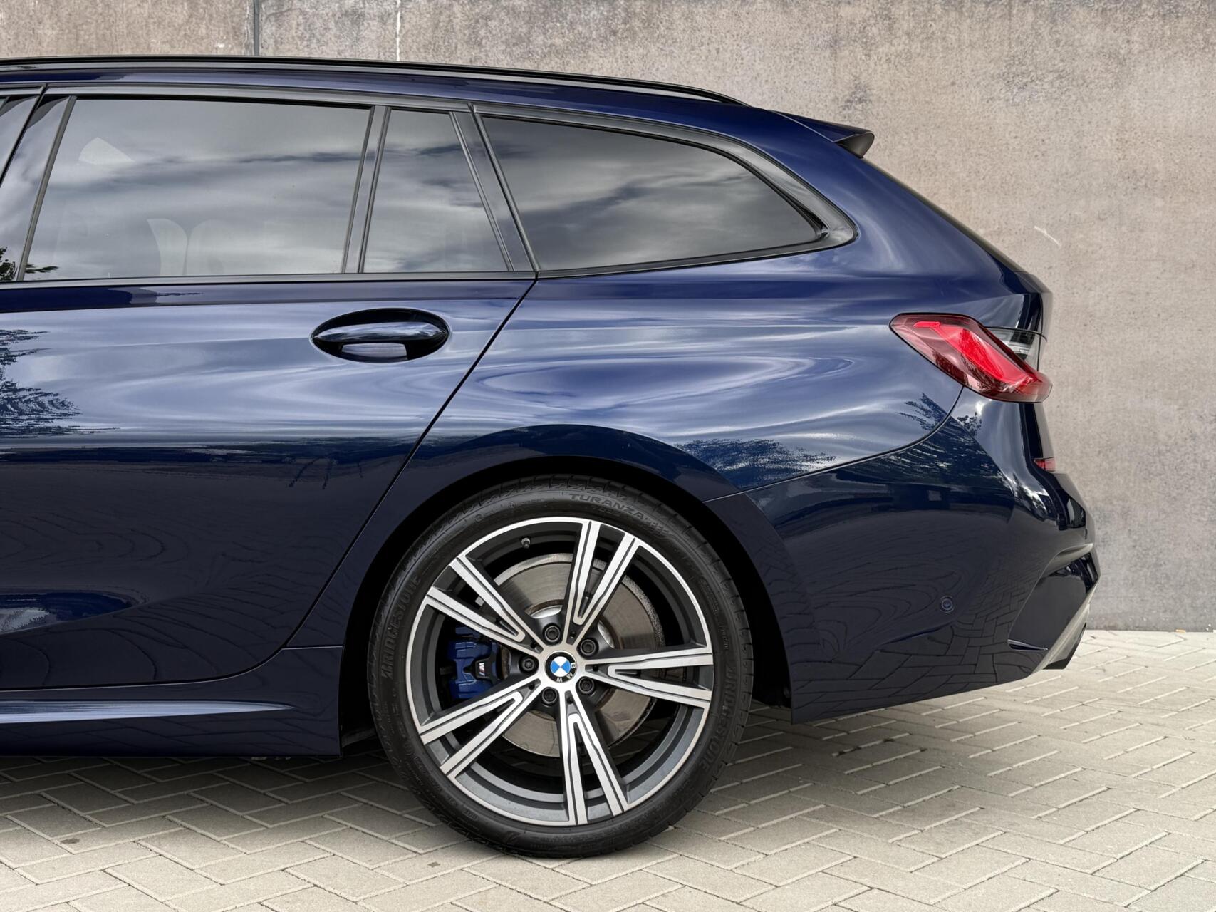 Foto van BMW 330i